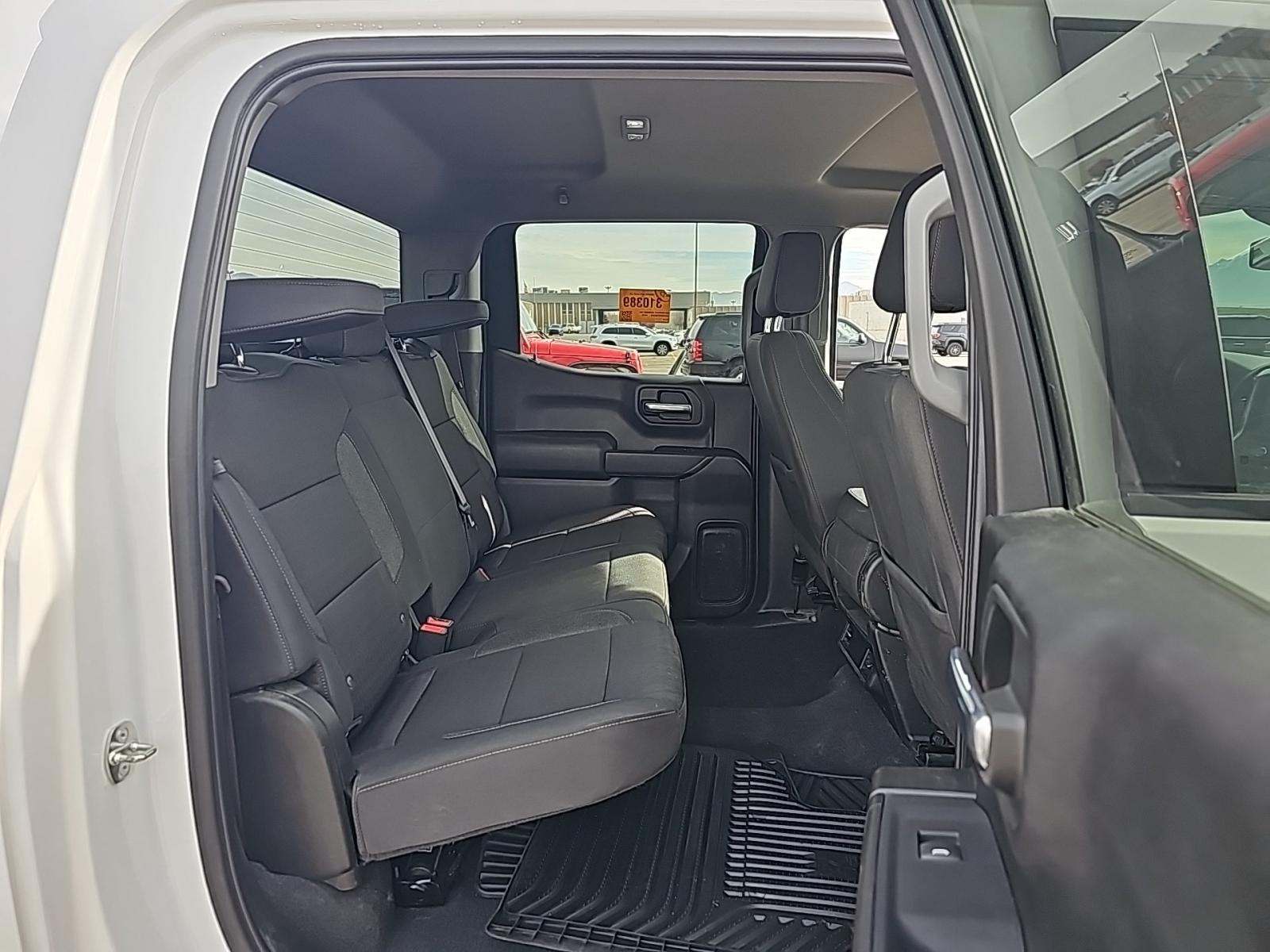 2023 Chevrolet Silverado 1500 Custom AWD