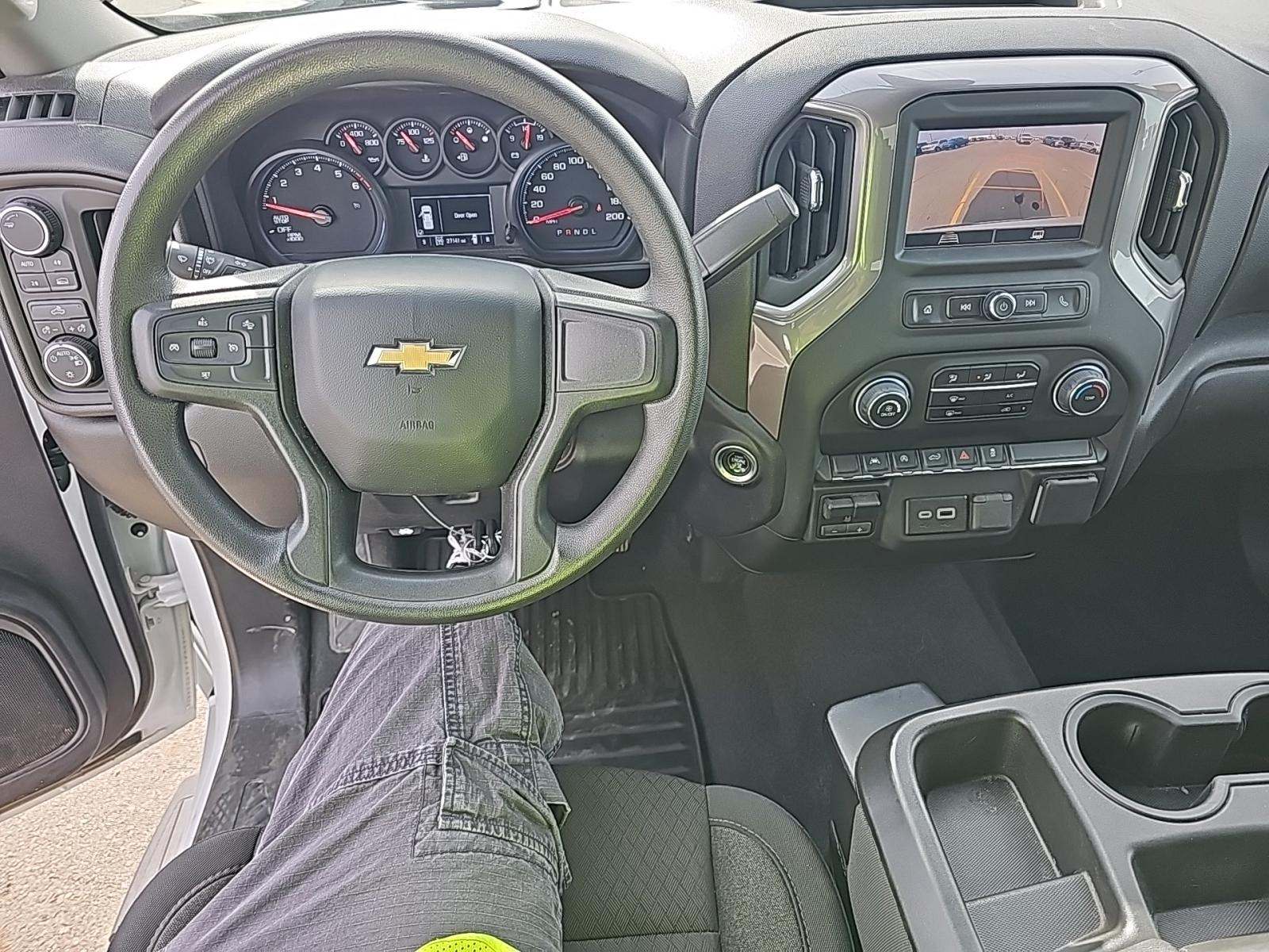 2023 Chevrolet Silverado 1500 Custom AWD