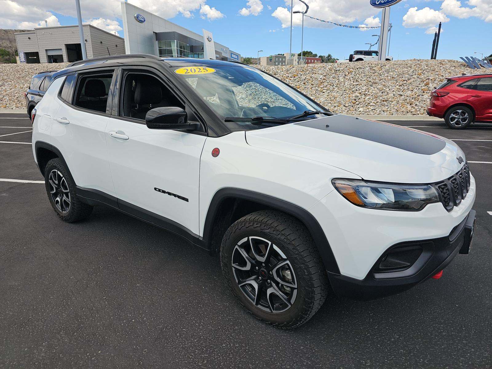 2025 Jeep Compass Trailhawk AWD
