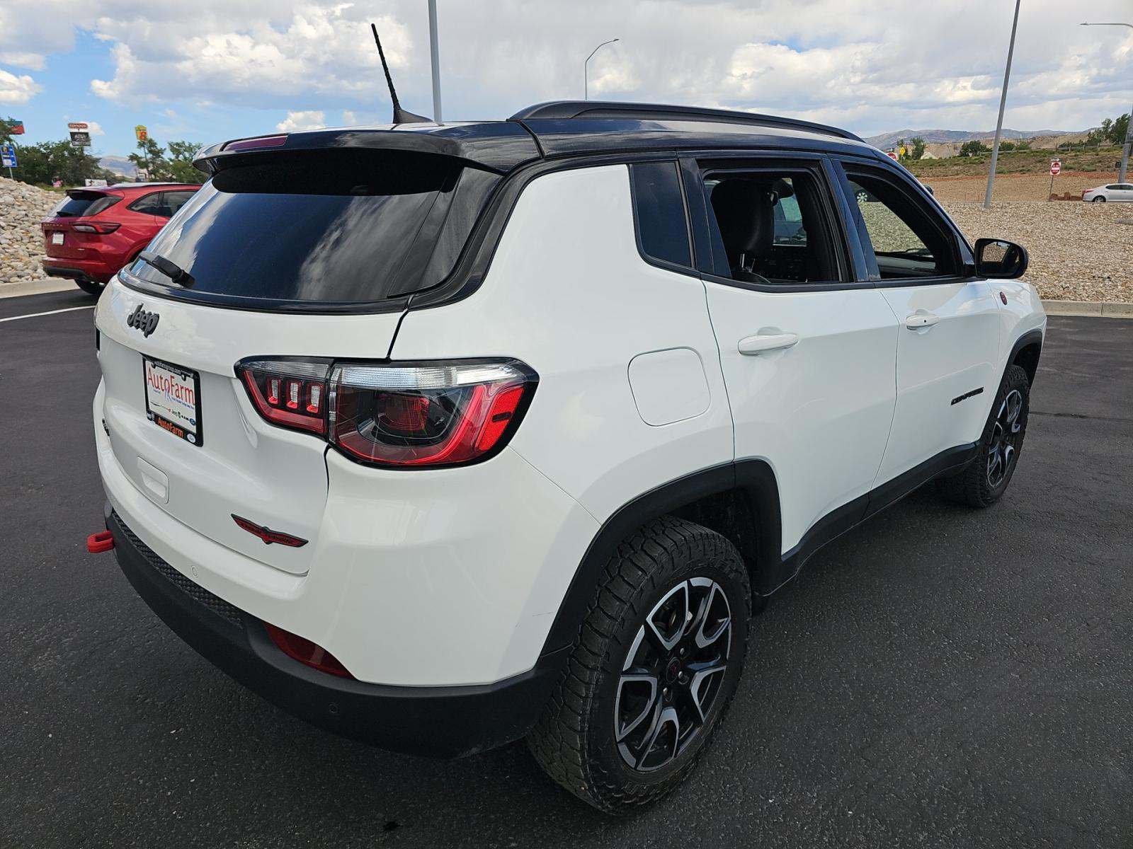 2025 Jeep Compass Trailhawk AWD