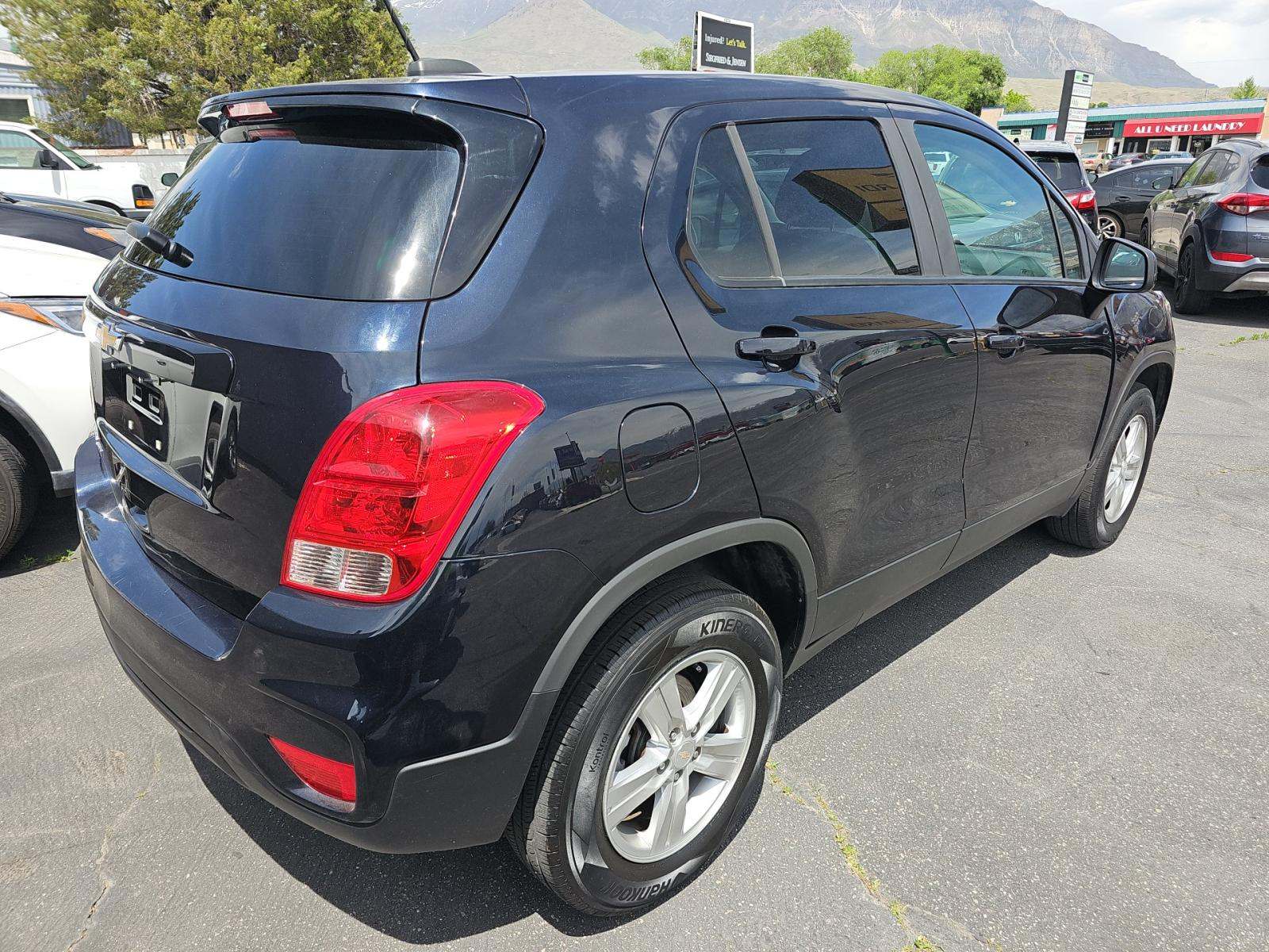 CHEVROLET TRAX - 3