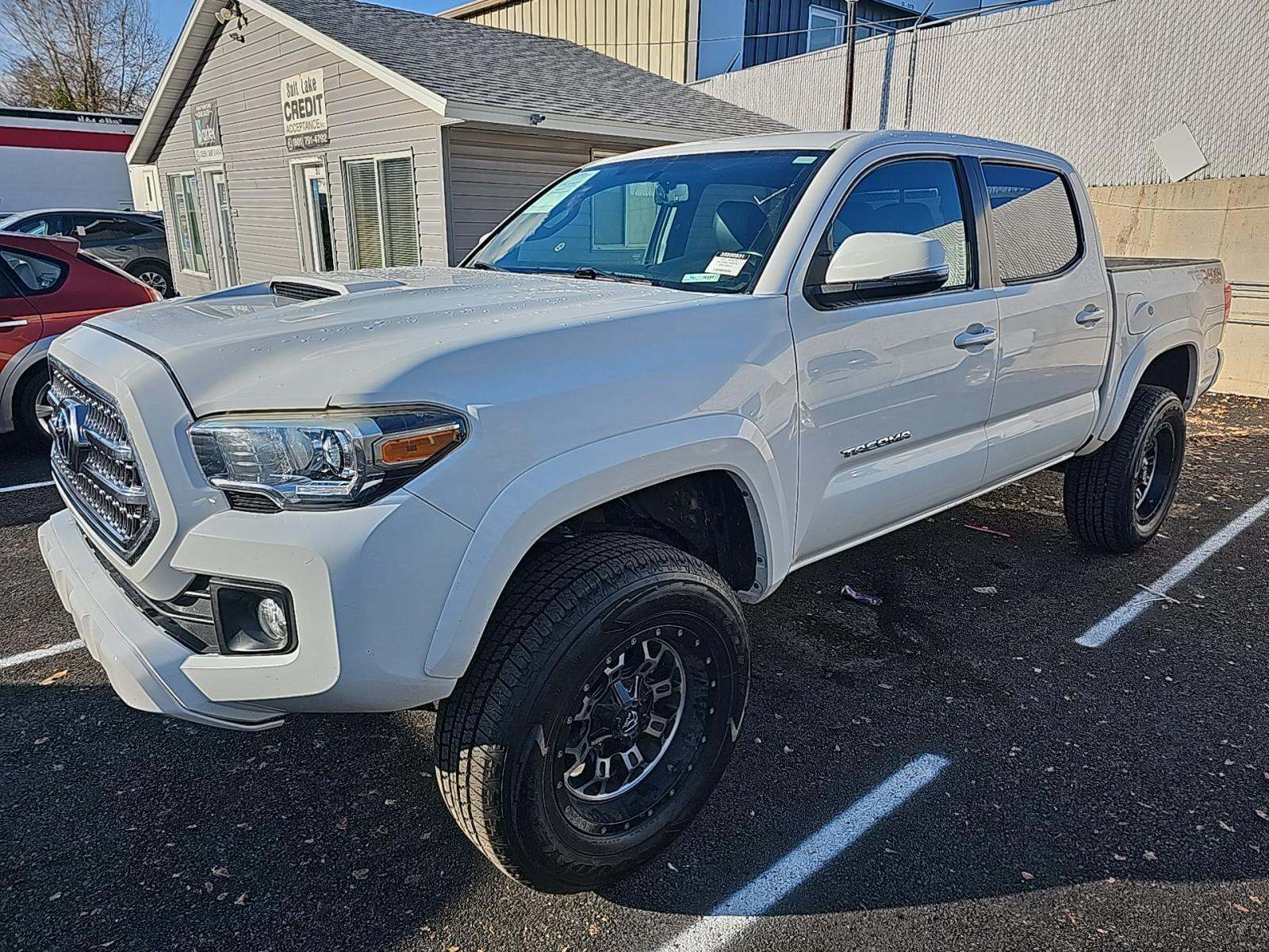 2017 Toyota Tacoma TRD Sport AWD