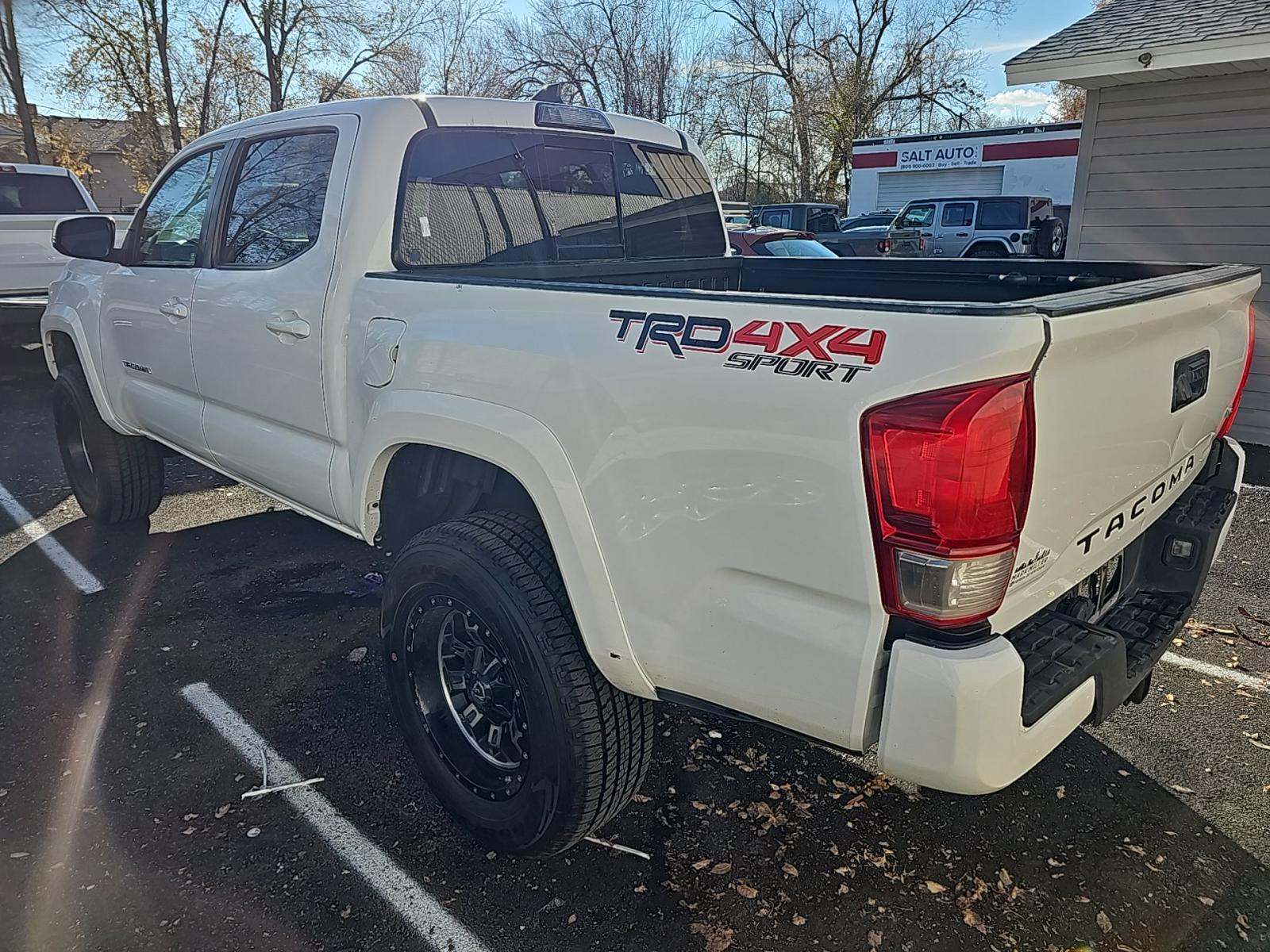 2017 Toyota Tacoma TRD Sport AWD