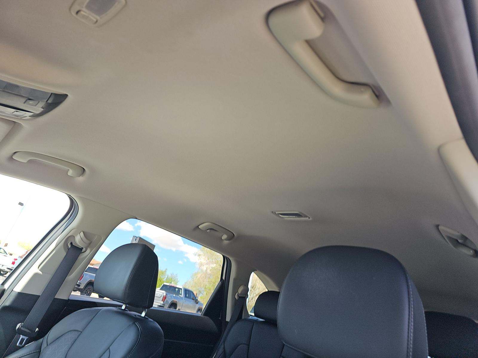 2023 Kia Sorento Hybrid EX AWD