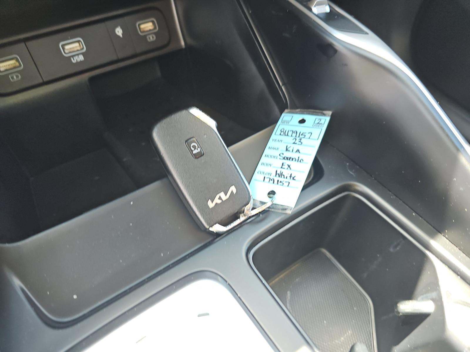 2023 Kia Sorento Hybrid EX AWD