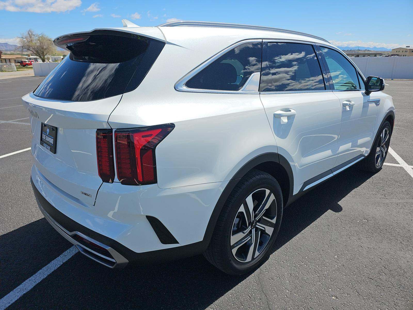 2023 Kia Sorento Hybrid EX AWD
