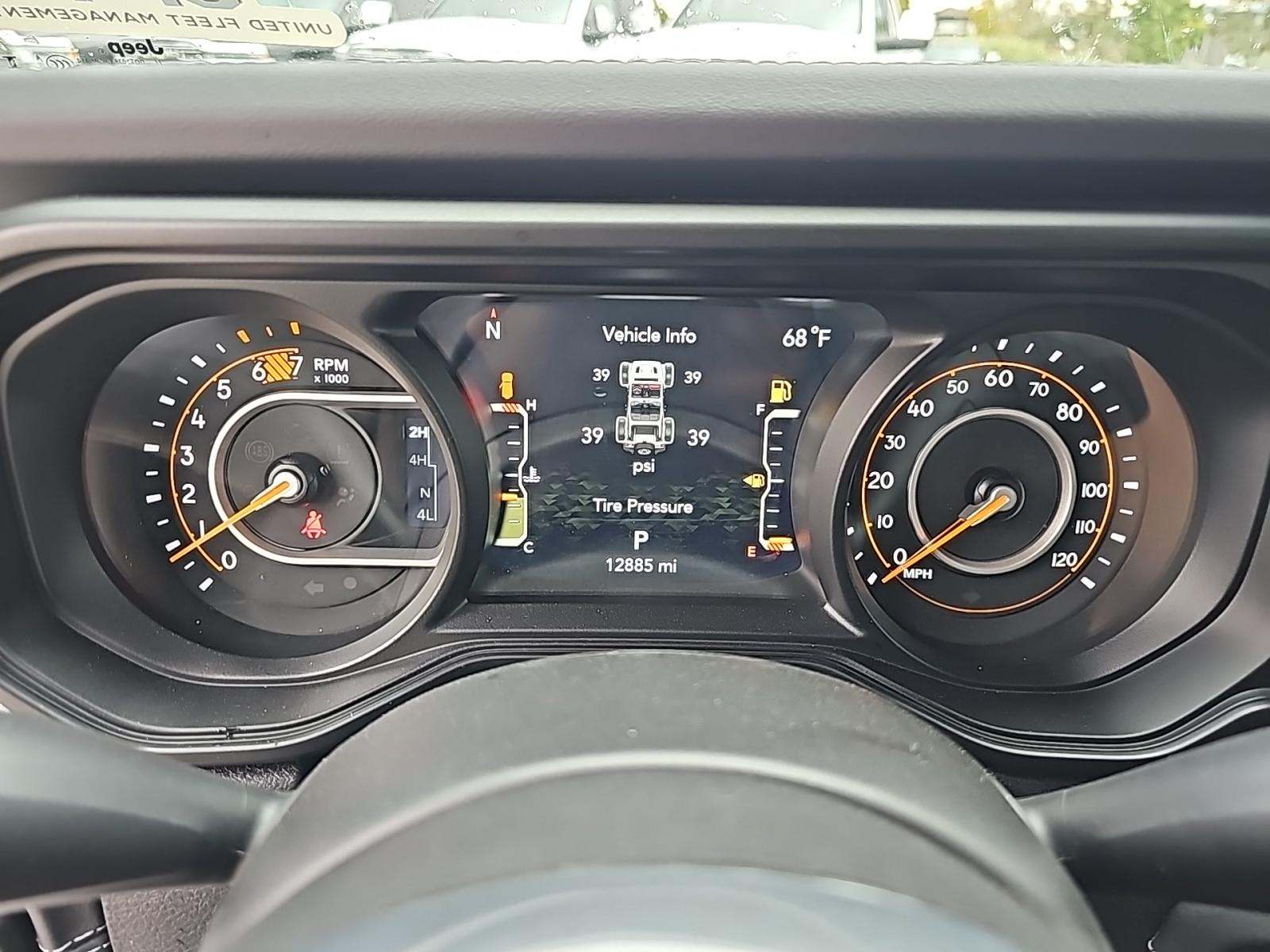 2025 Jeep Wrangler Sahara AWD