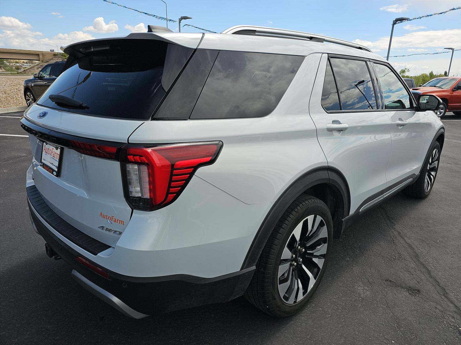 FORD EXPLORER - 3