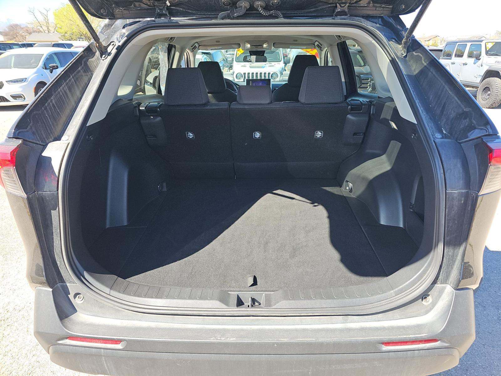 2024 Toyota RAV4 LE AWD