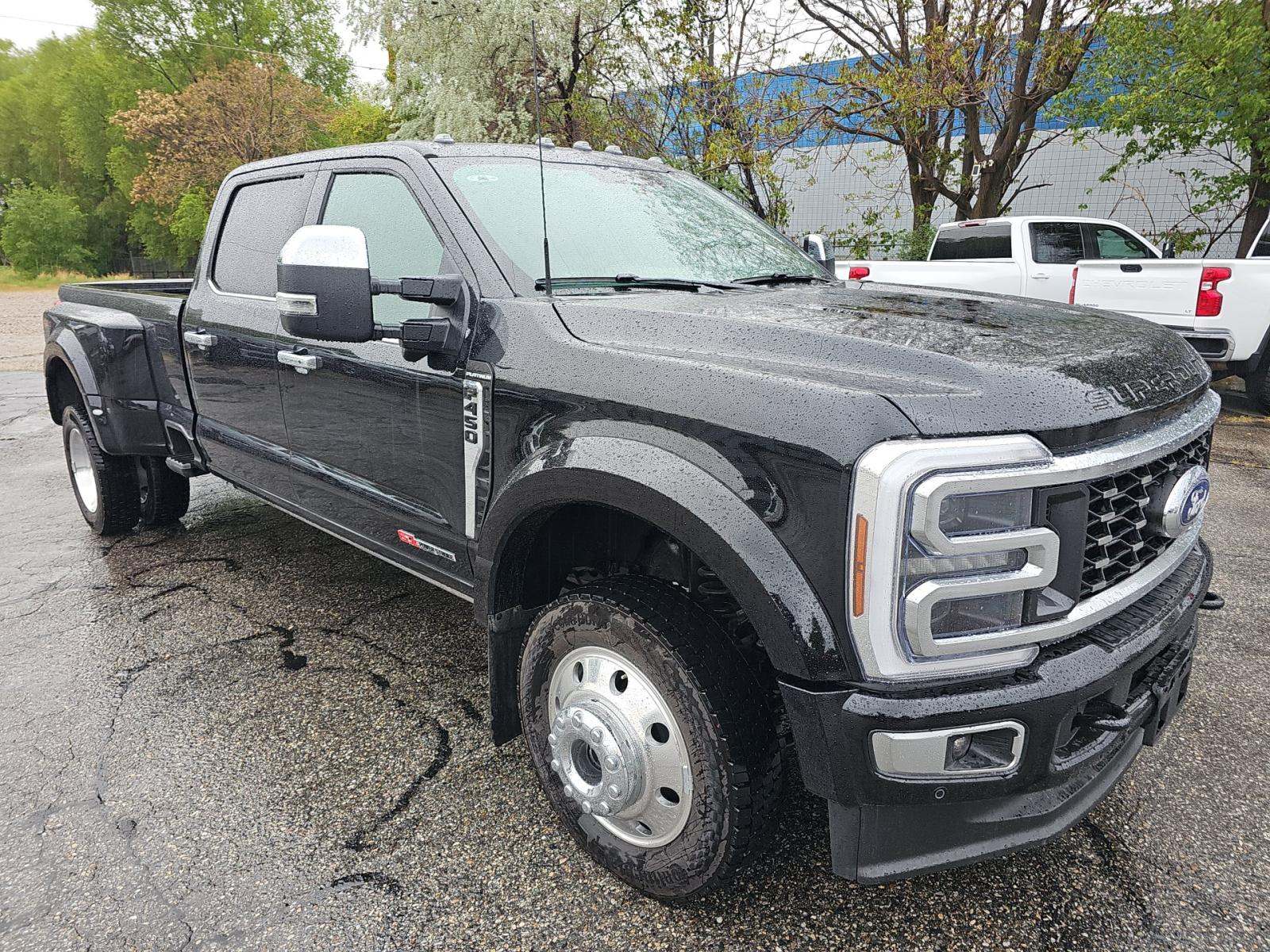 FORD F-450 - 4