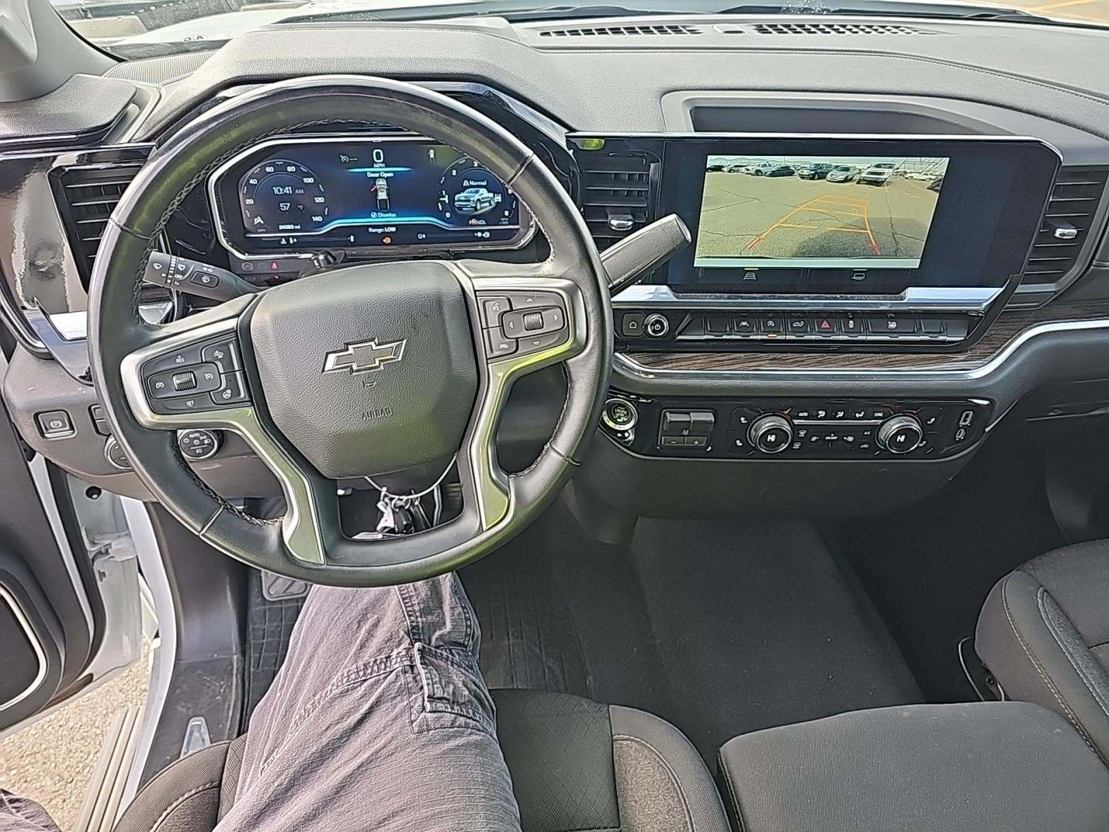 2023 Chevrolet Silverado 1500 RST AWD