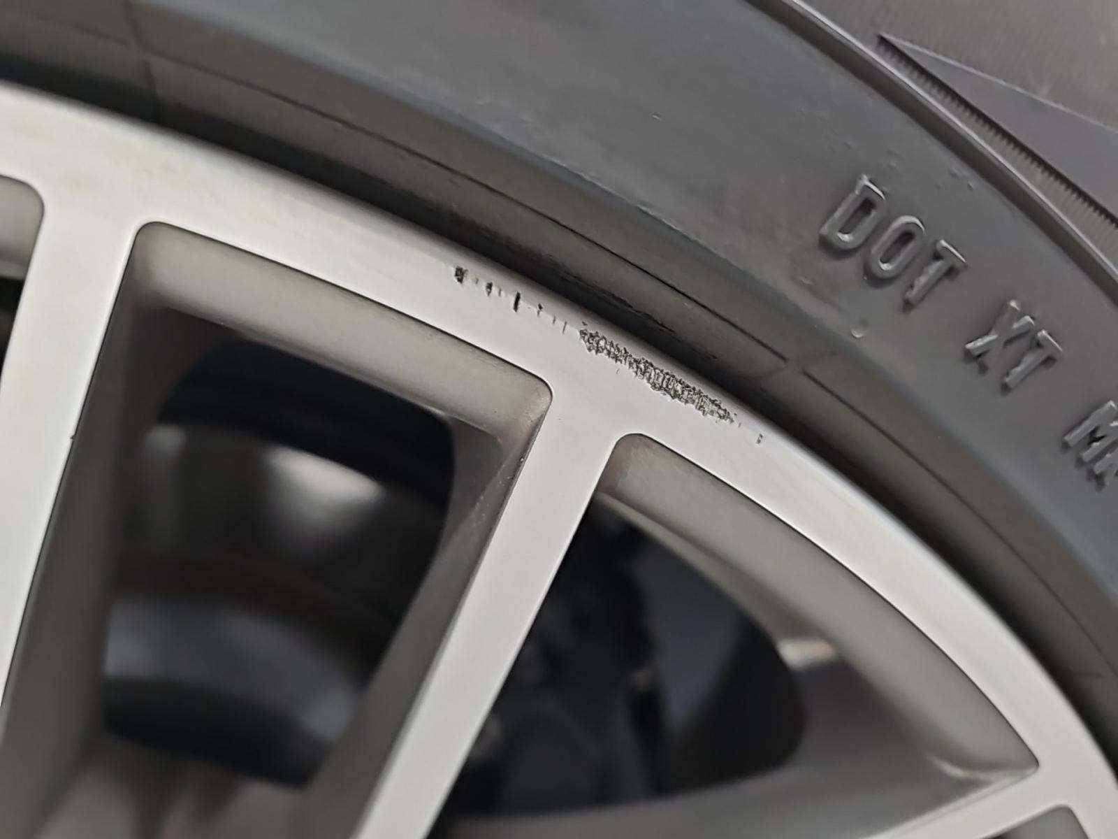 2022 Porsche Cayenne Platinum Edition AWD