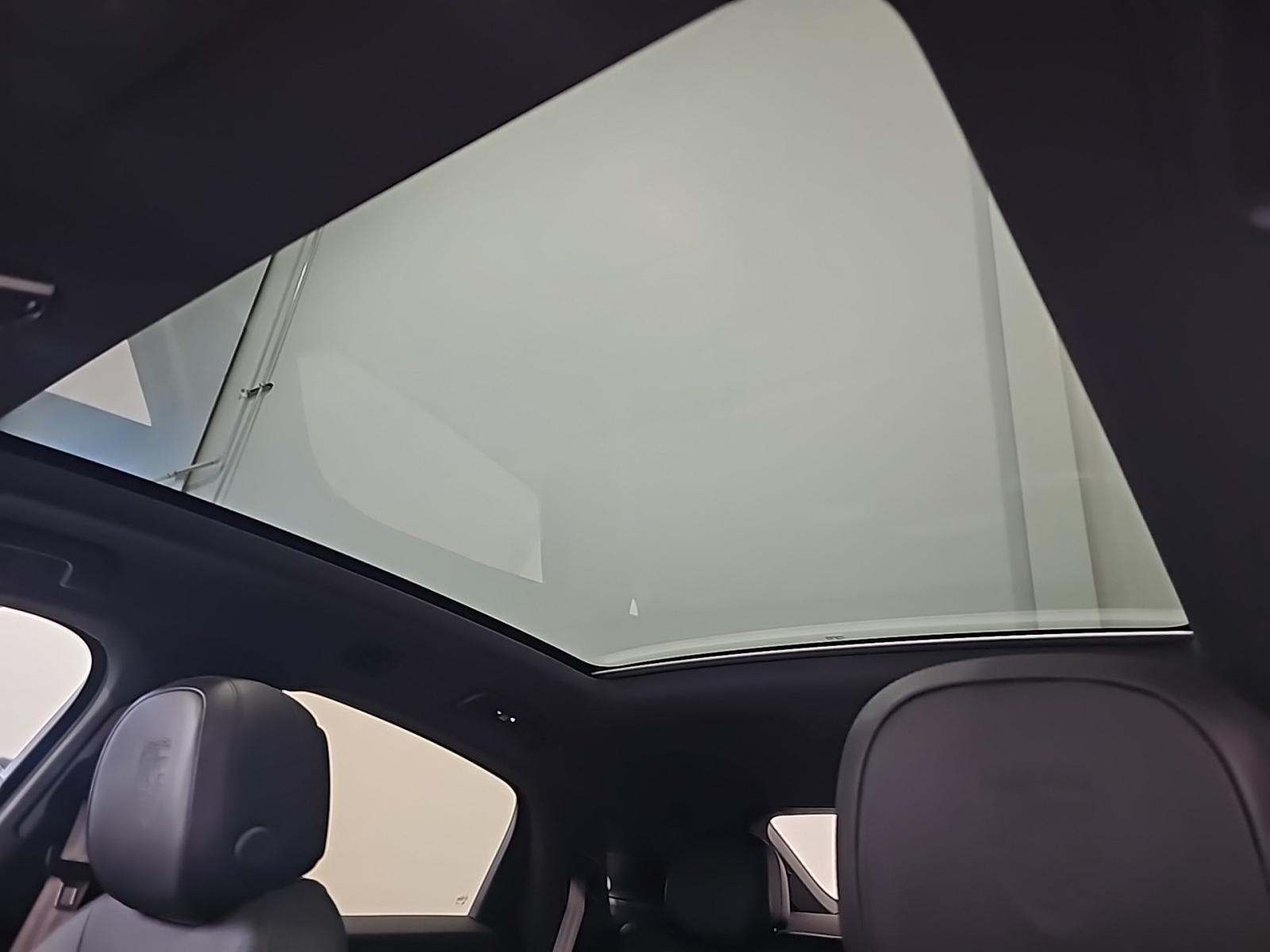 2022 Porsche Cayenne Platinum Edition AWD