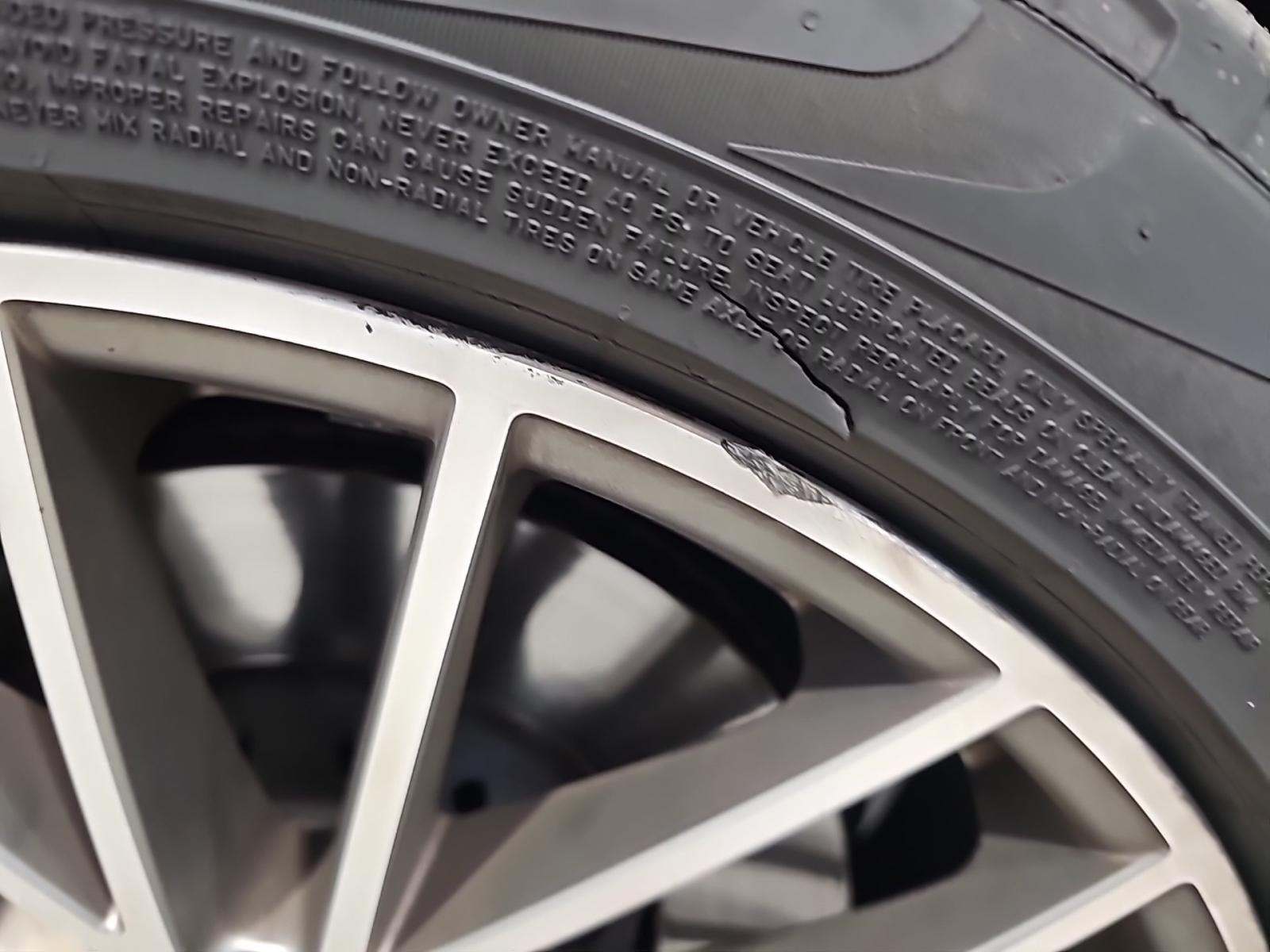 2022 Porsche Cayenne Platinum Edition AWD