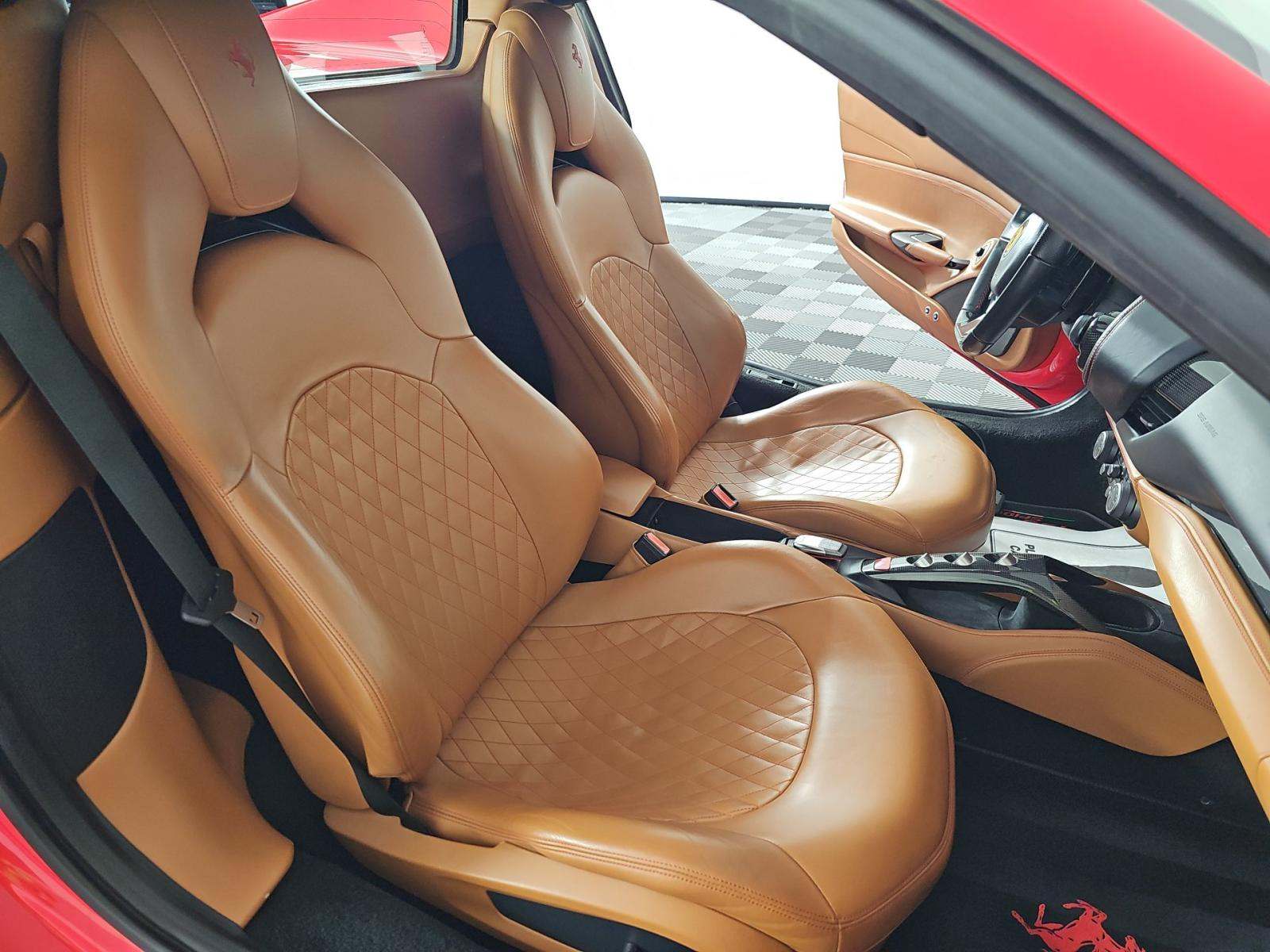 2017 Ferrari 488 Base RWD