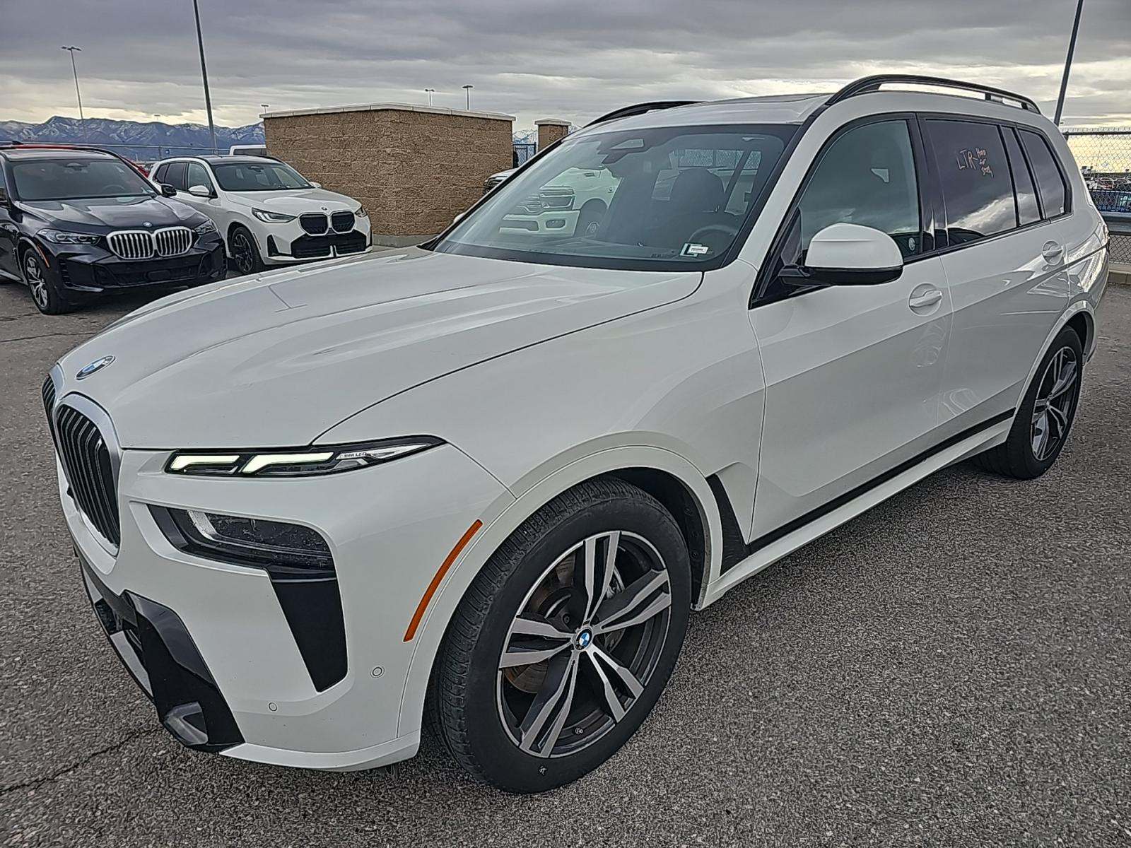 2025 BMW X7 xDrive40i AWD