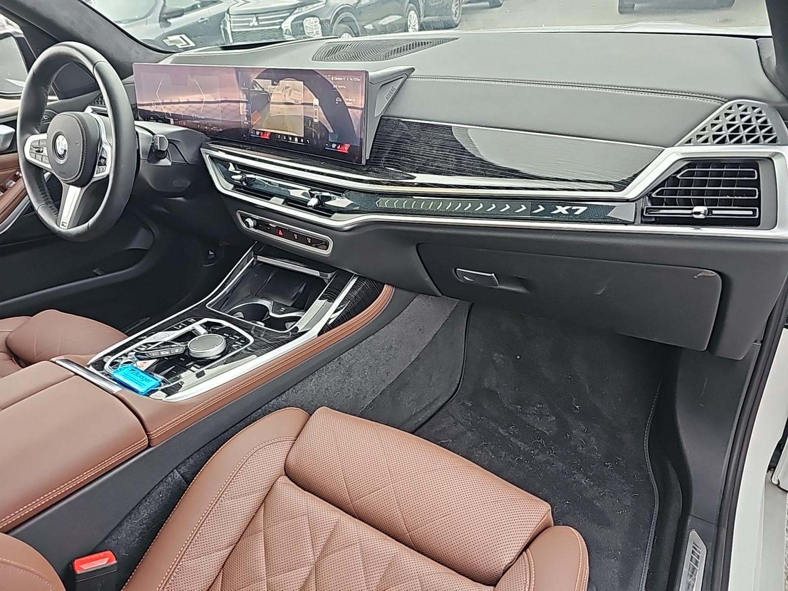 2025 BMW X7 xDrive40i AWD