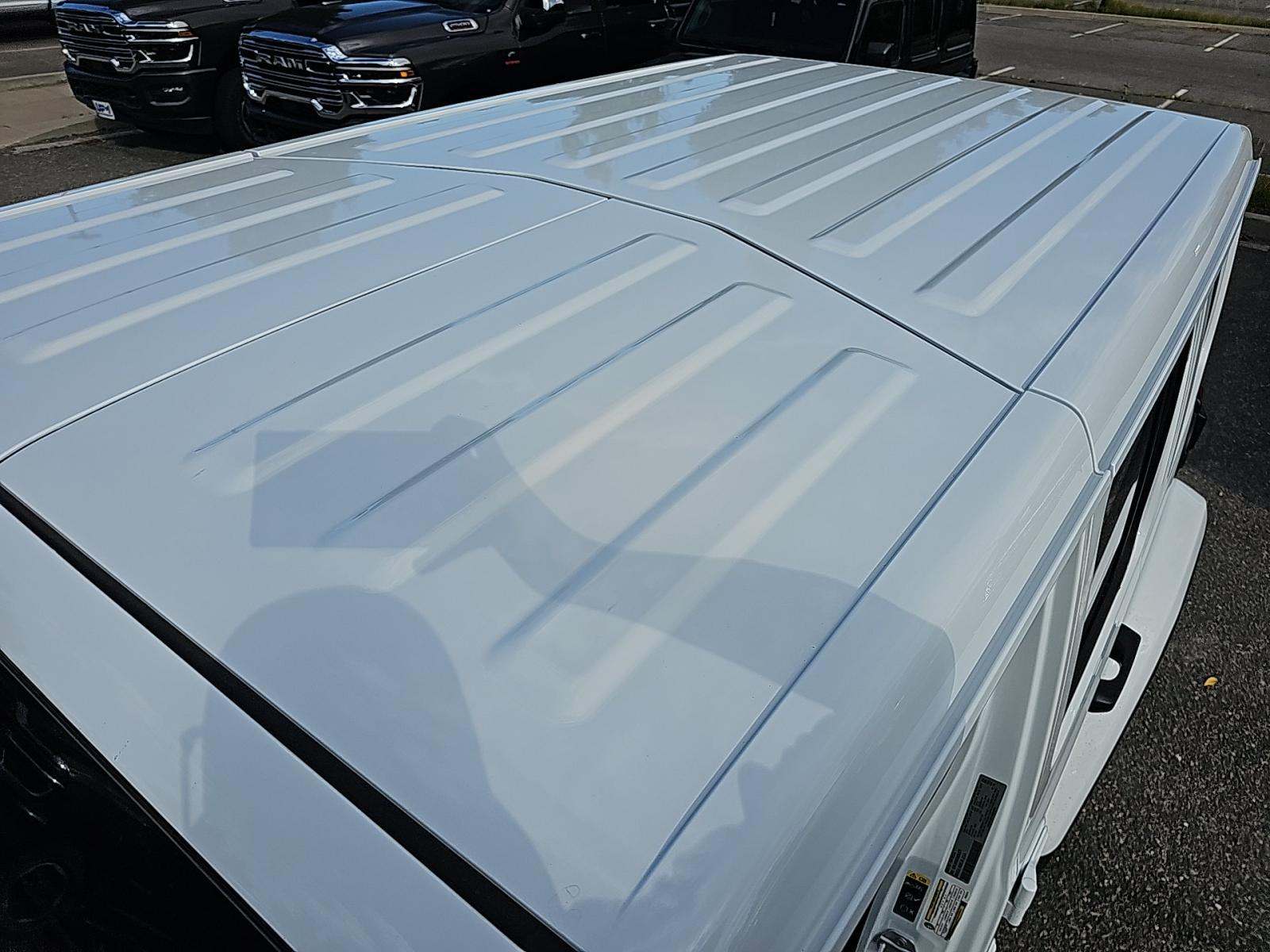 2025 Jeep Wrangler Sahara AWD