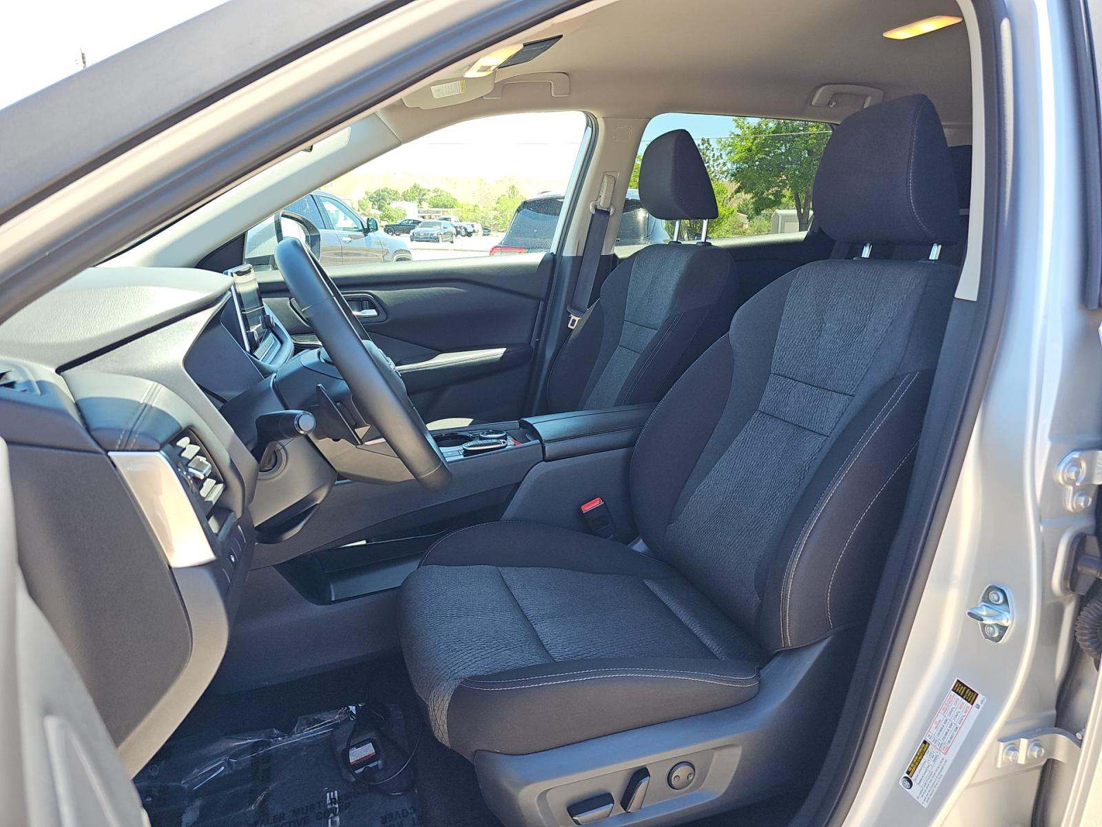 2025 Nissan Rogue SV AWD
