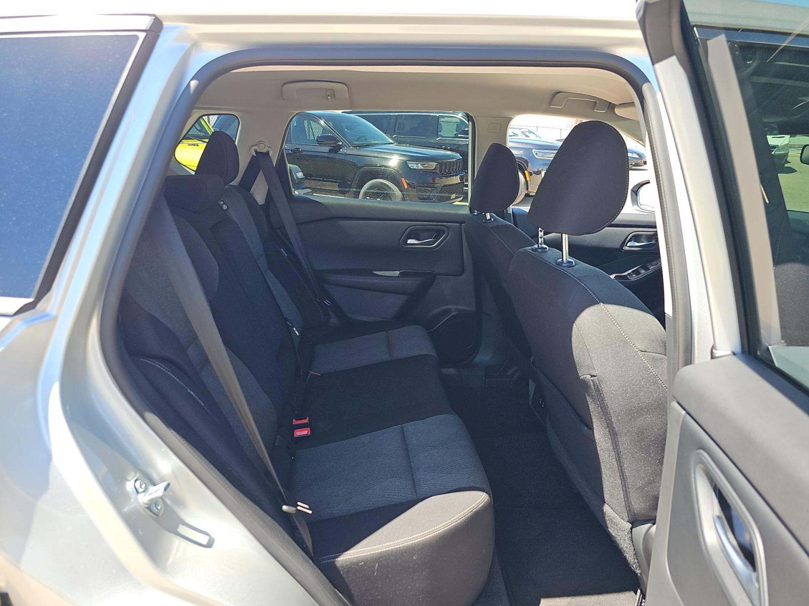 2025 Nissan Rogue SV AWD