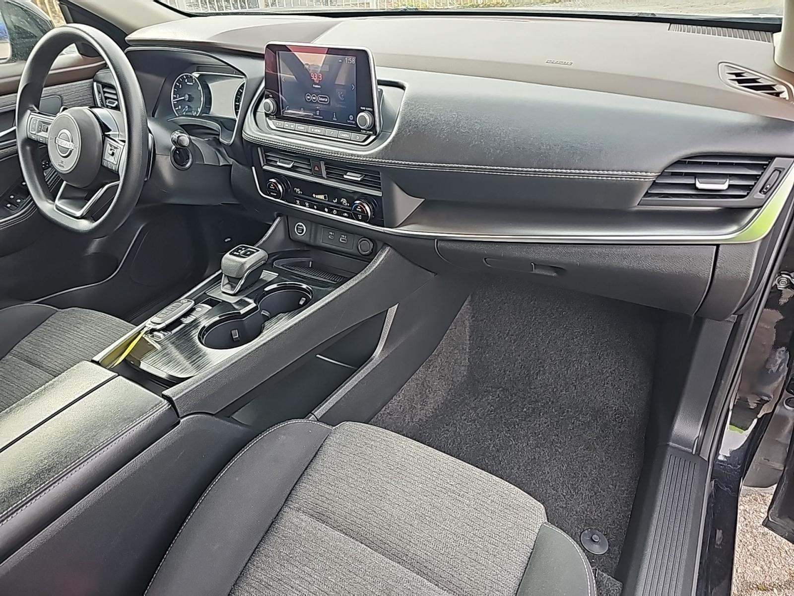 2023 Nissan Rogue SV FWD