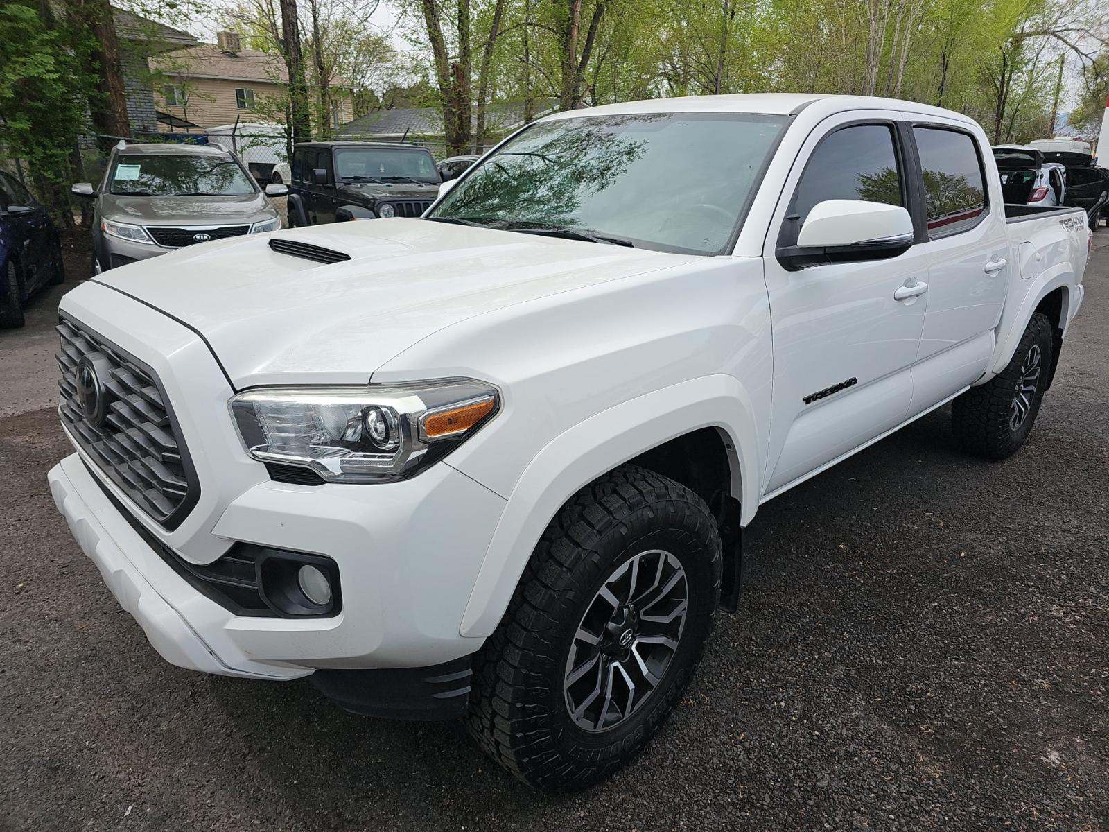 TOYOTA TACOMA - 1