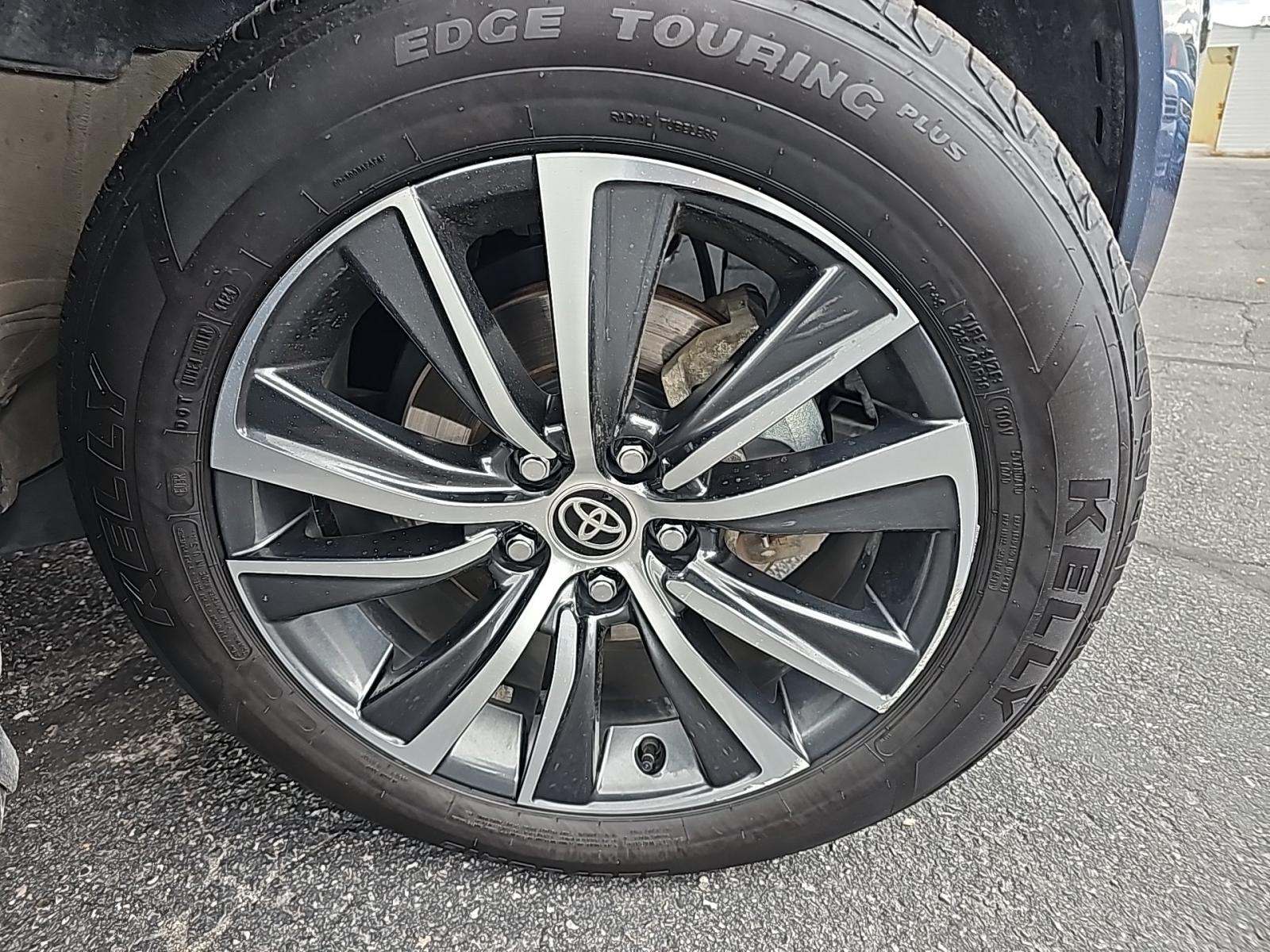 2024 Toyota Venza LE AWD