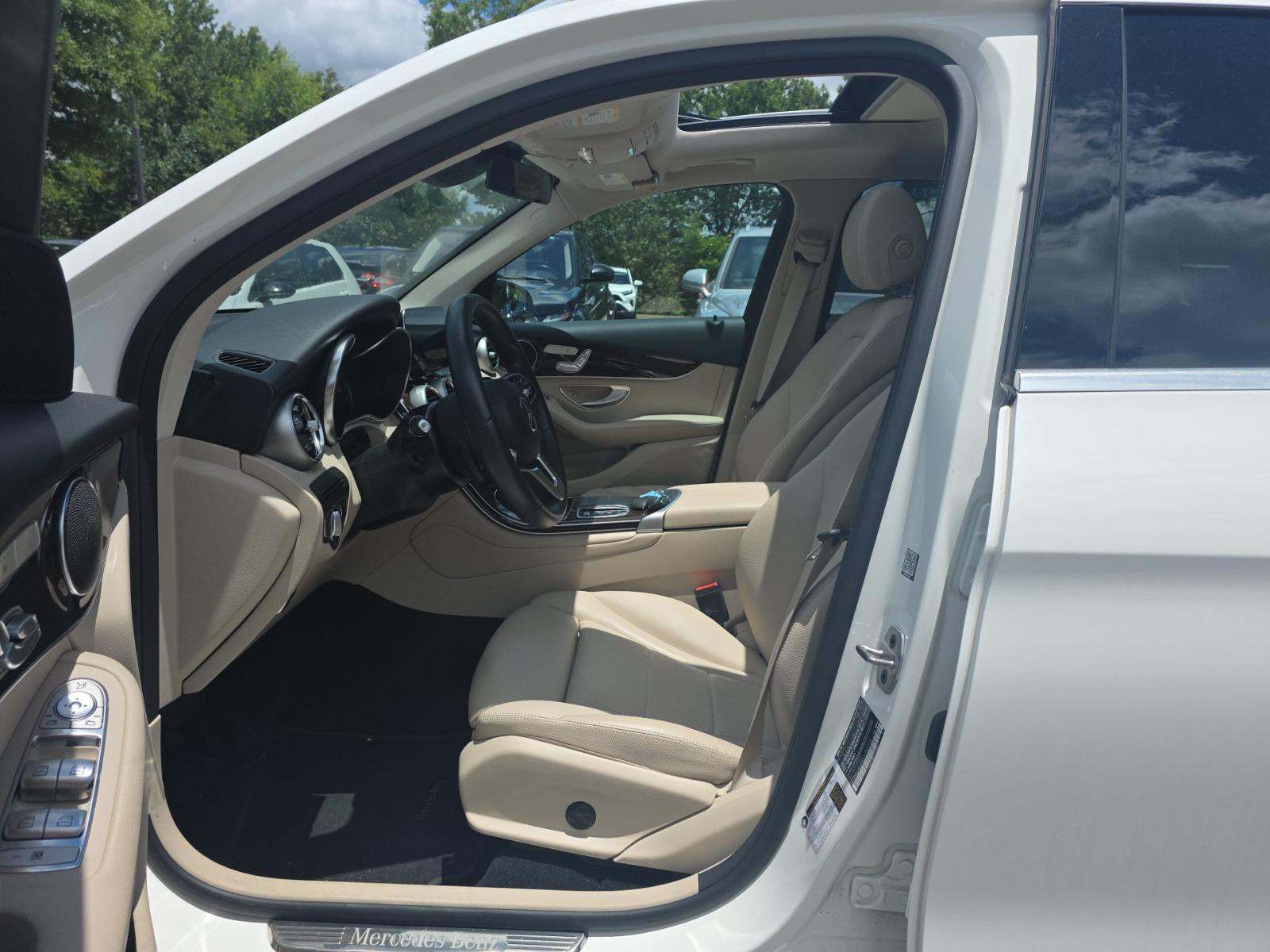 2022 Mercedes-Benz GLC GLC 300 RWD