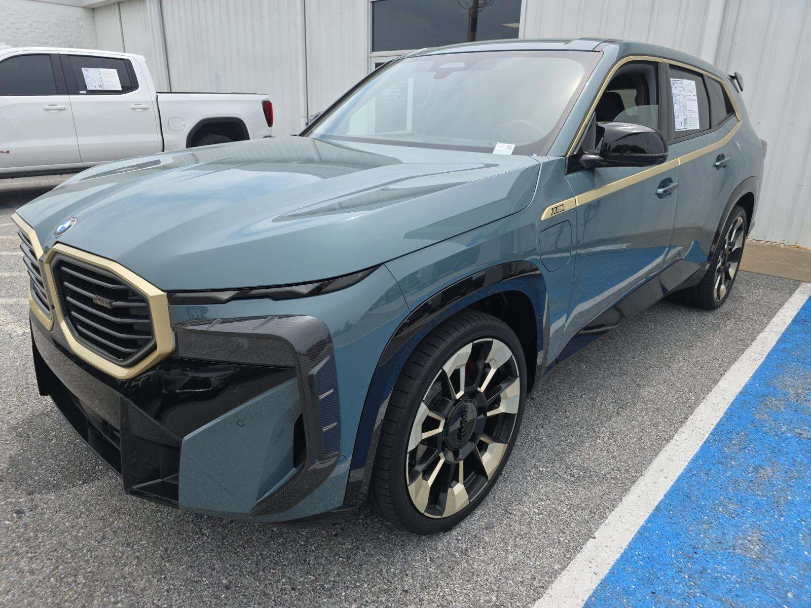 2023 BMW XM Base AWD