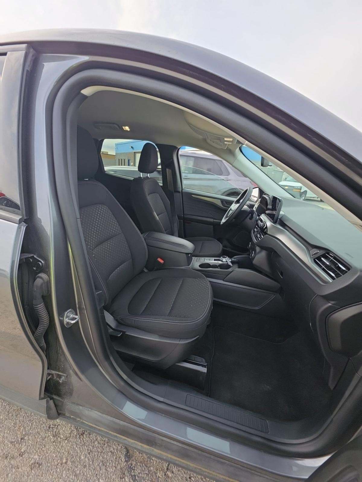 2025 Ford Escape Active FWD