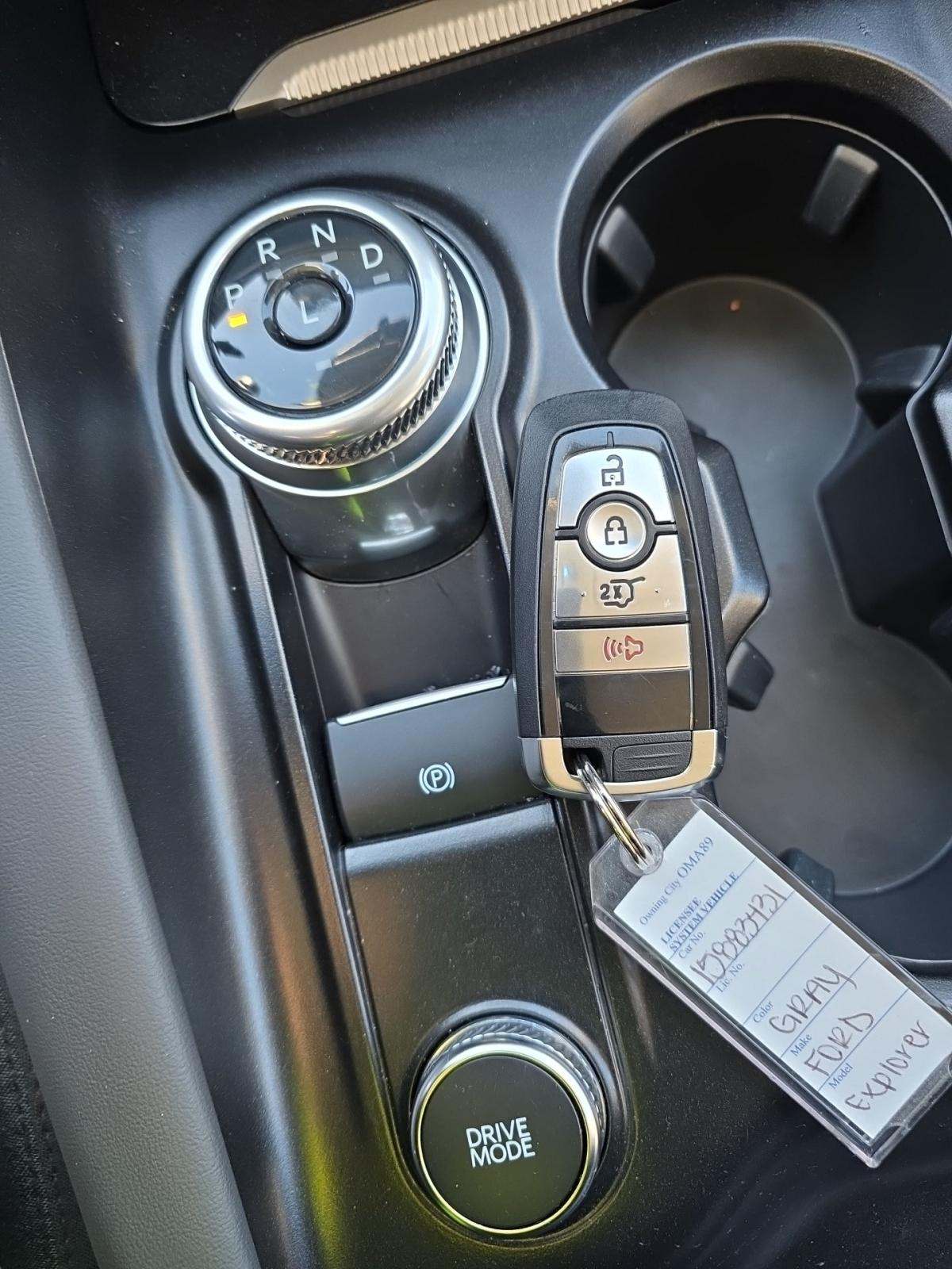 2025 Ford Explorer Active AWD