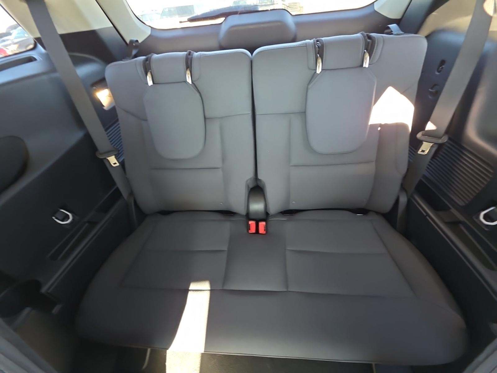 2025 Ford Explorer Active AWD