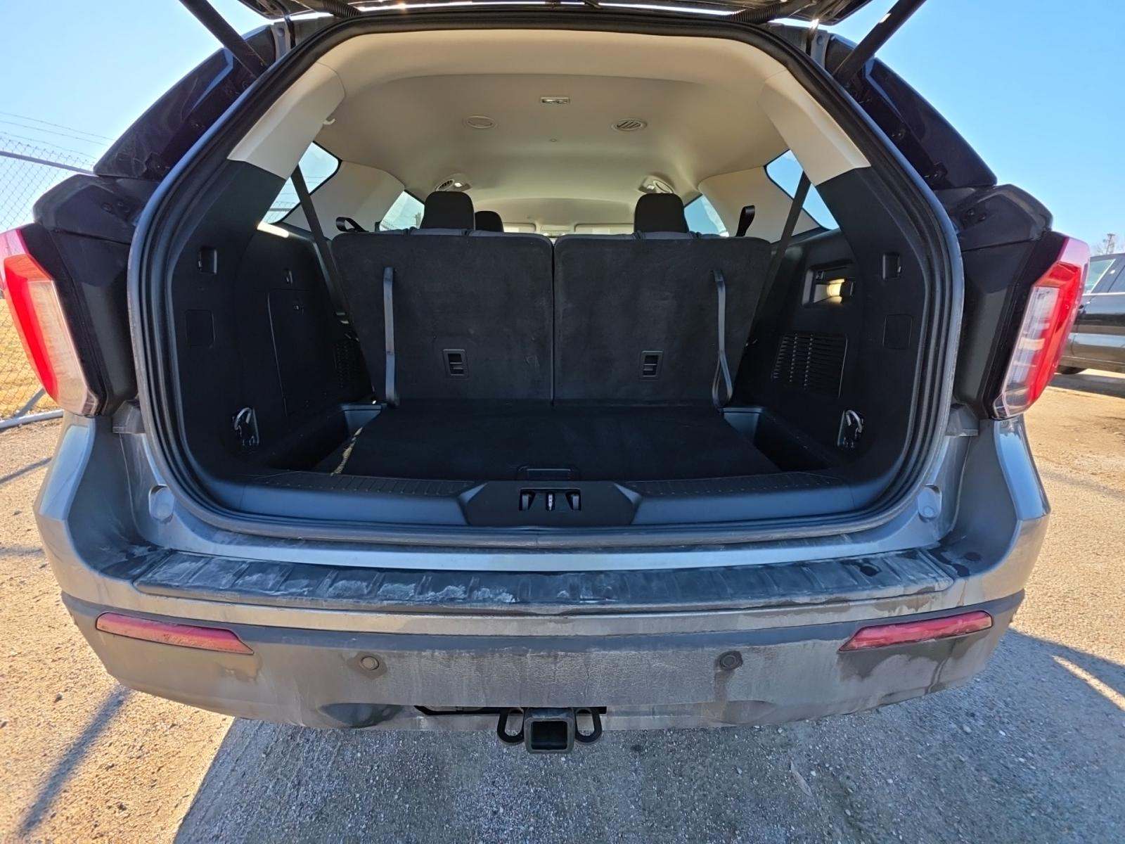 2025 Ford Explorer Active AWD