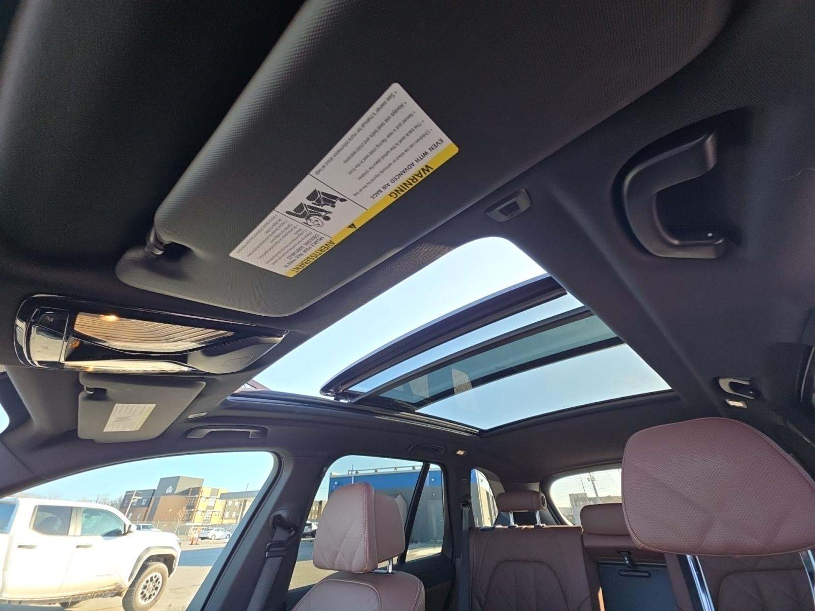 2025 BMW X5 xDrive50e AWD