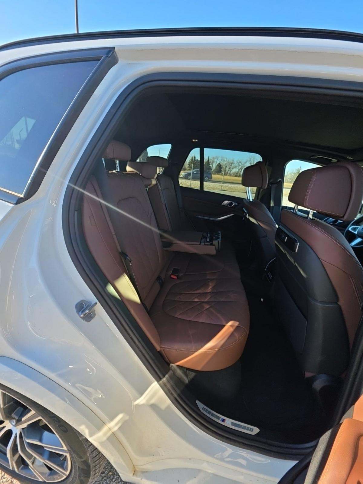 2025 BMW X5 xDrive50e AWD