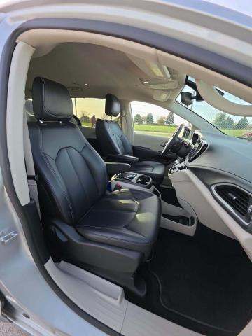 2024 Chrysler Pacifica Touring L FWD