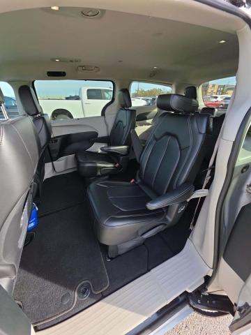2024 Chrysler Pacifica Touring L FWD