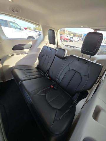 2024 Chrysler Pacifica Touring L FWD