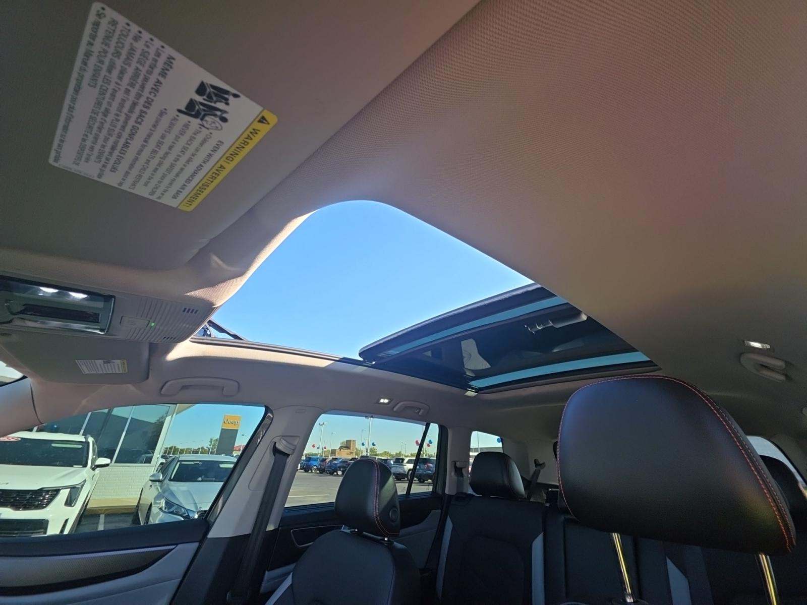 2024 Volkswagen Atlas 2.0T Peak Edition SEL AWD