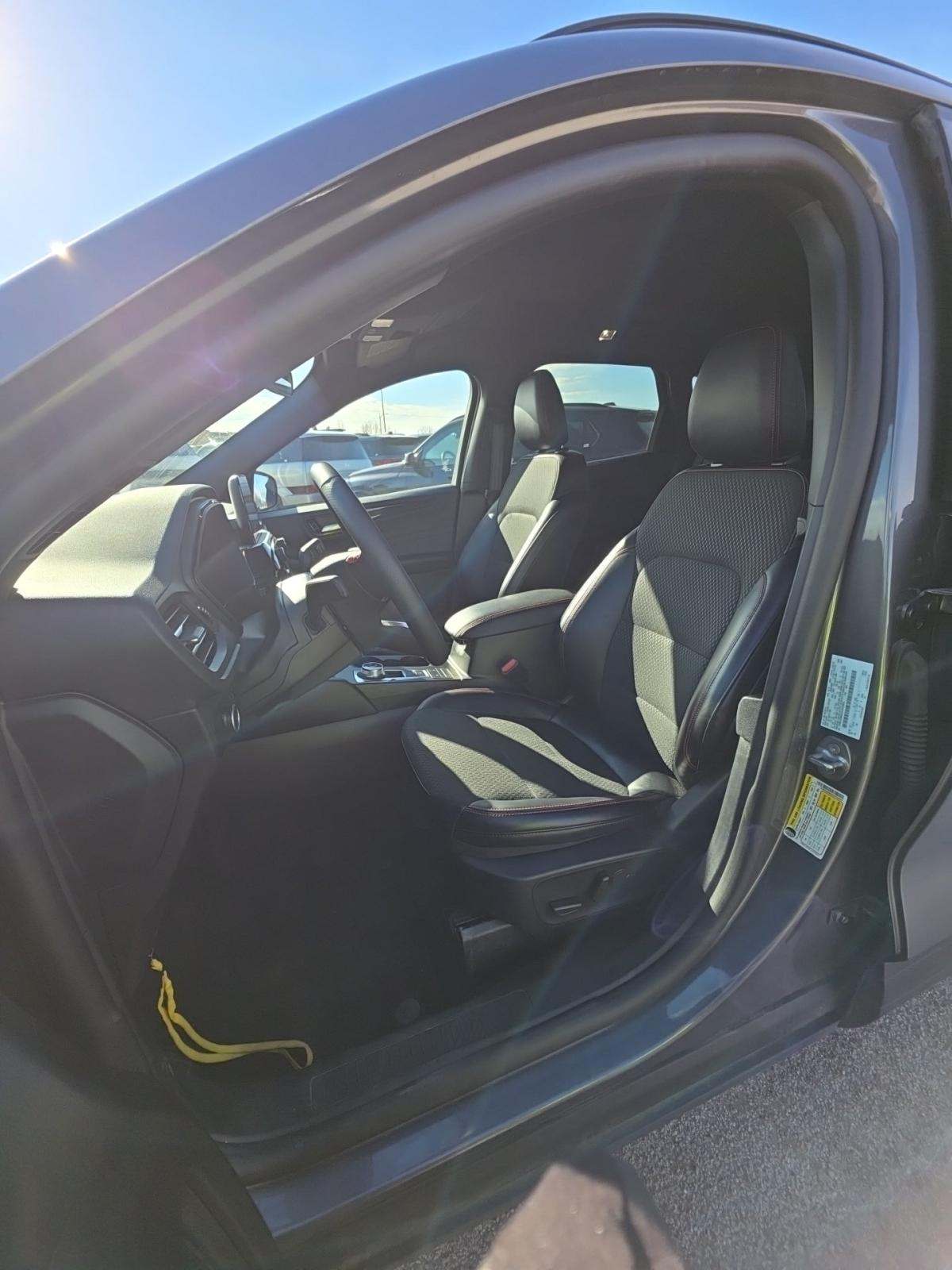 2025 Ford Escape ST-Line FWD