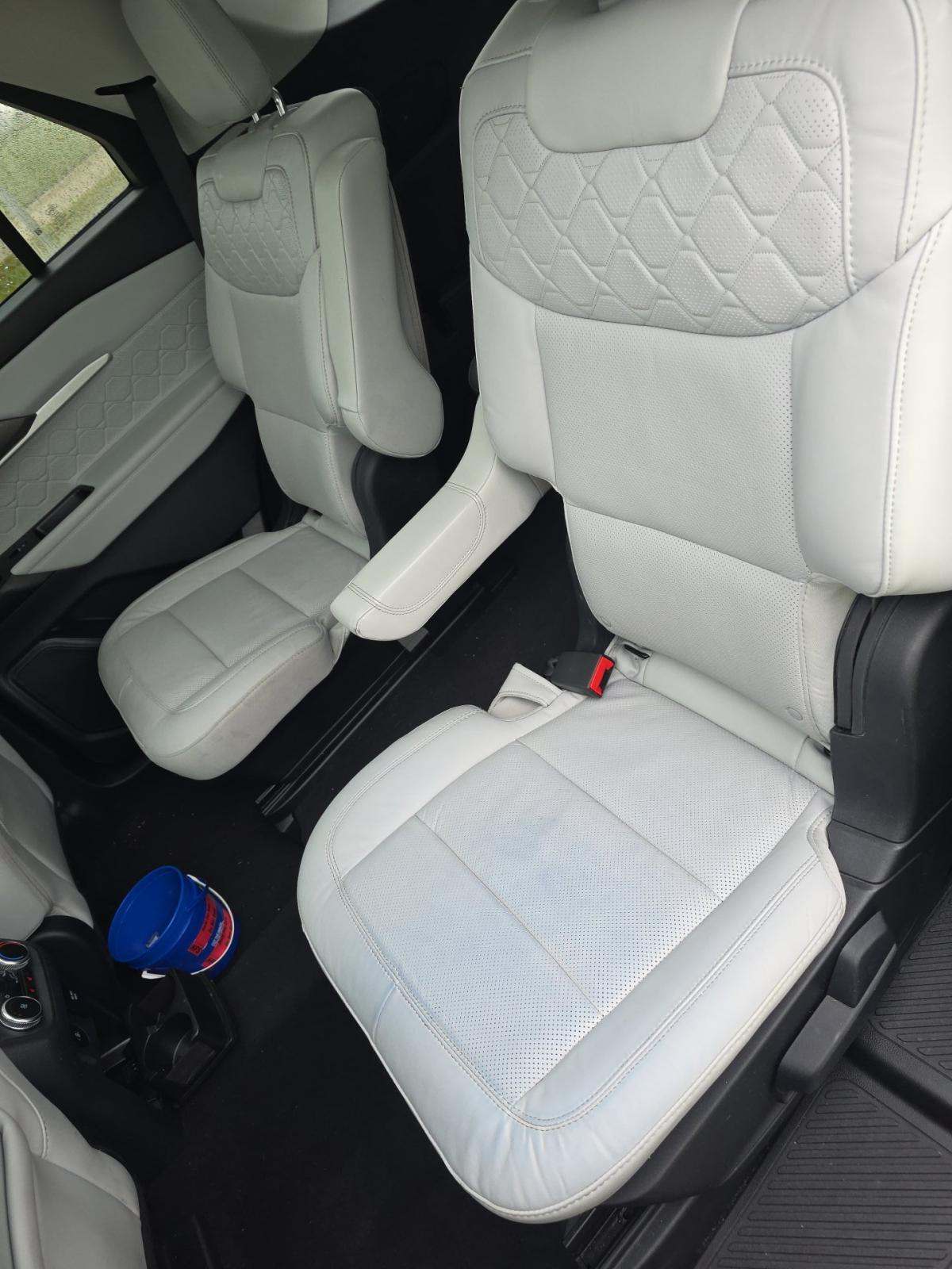 2025 Ford Explorer Platinum AWD