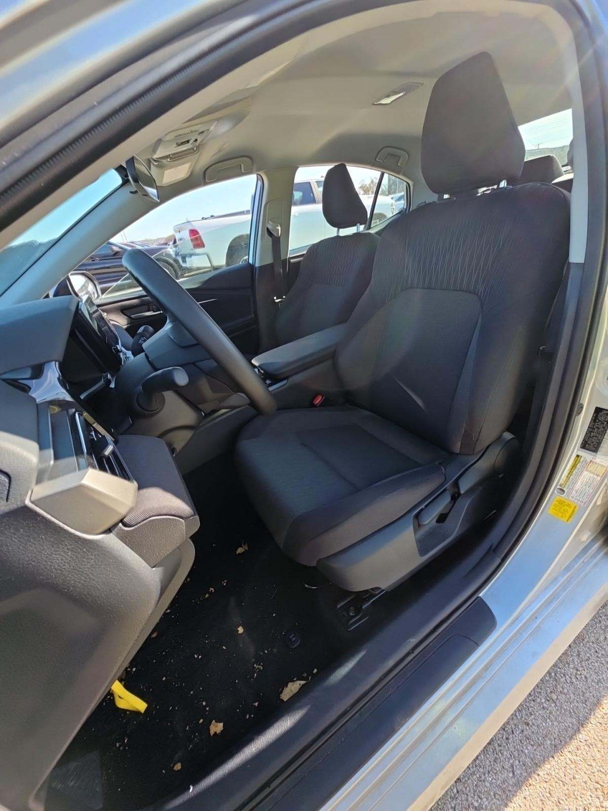 2025 Toyota Camry LE FWD