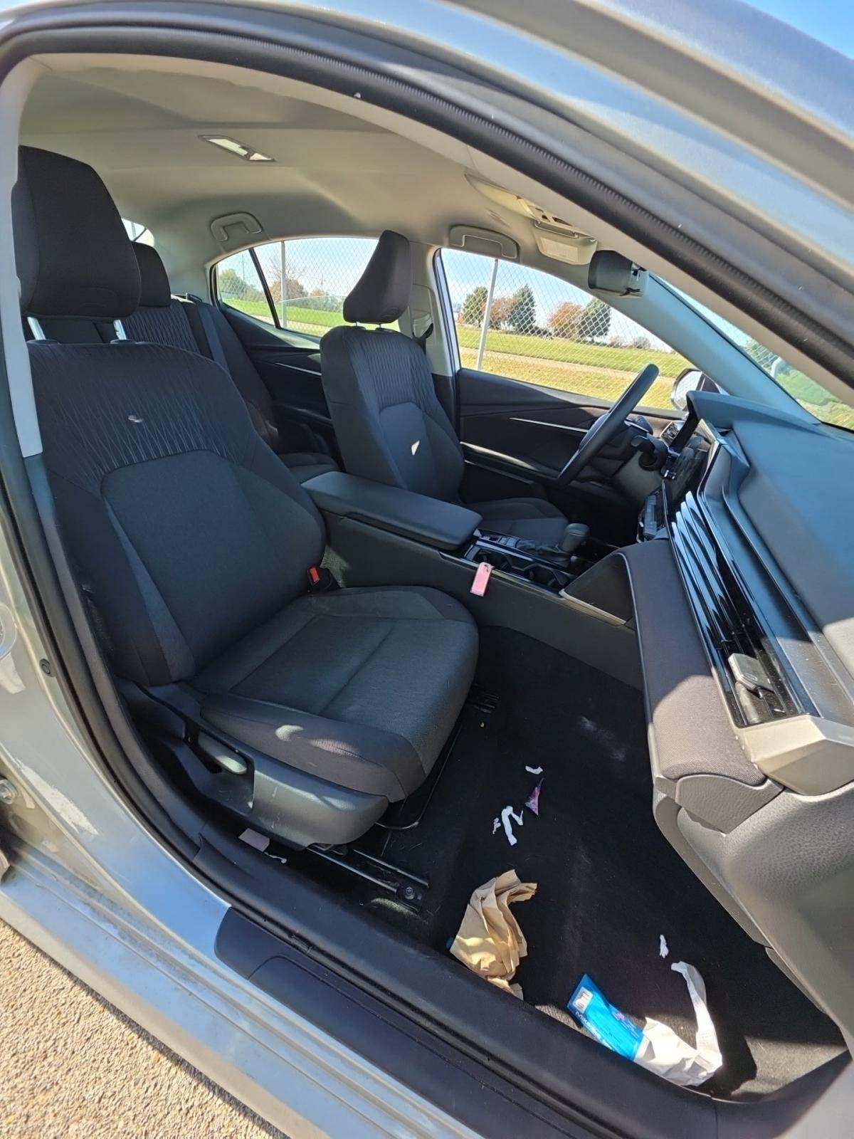 2025 Toyota Camry LE FWD