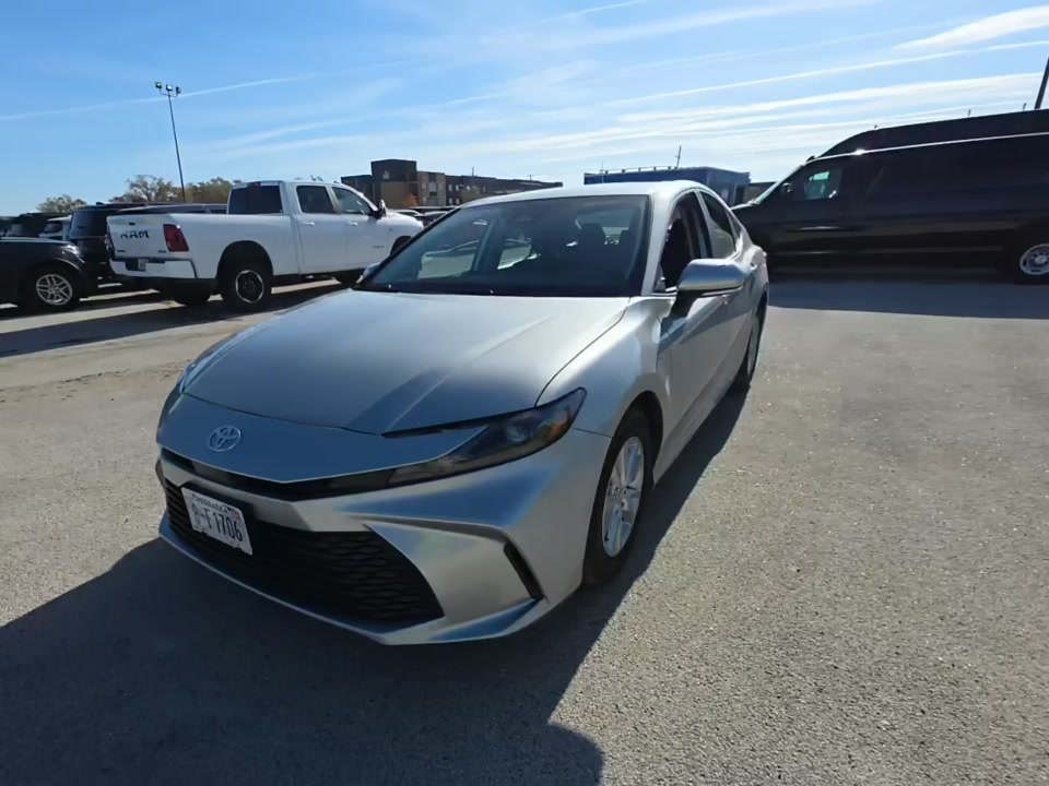 2025 Toyota Camry LE FWD