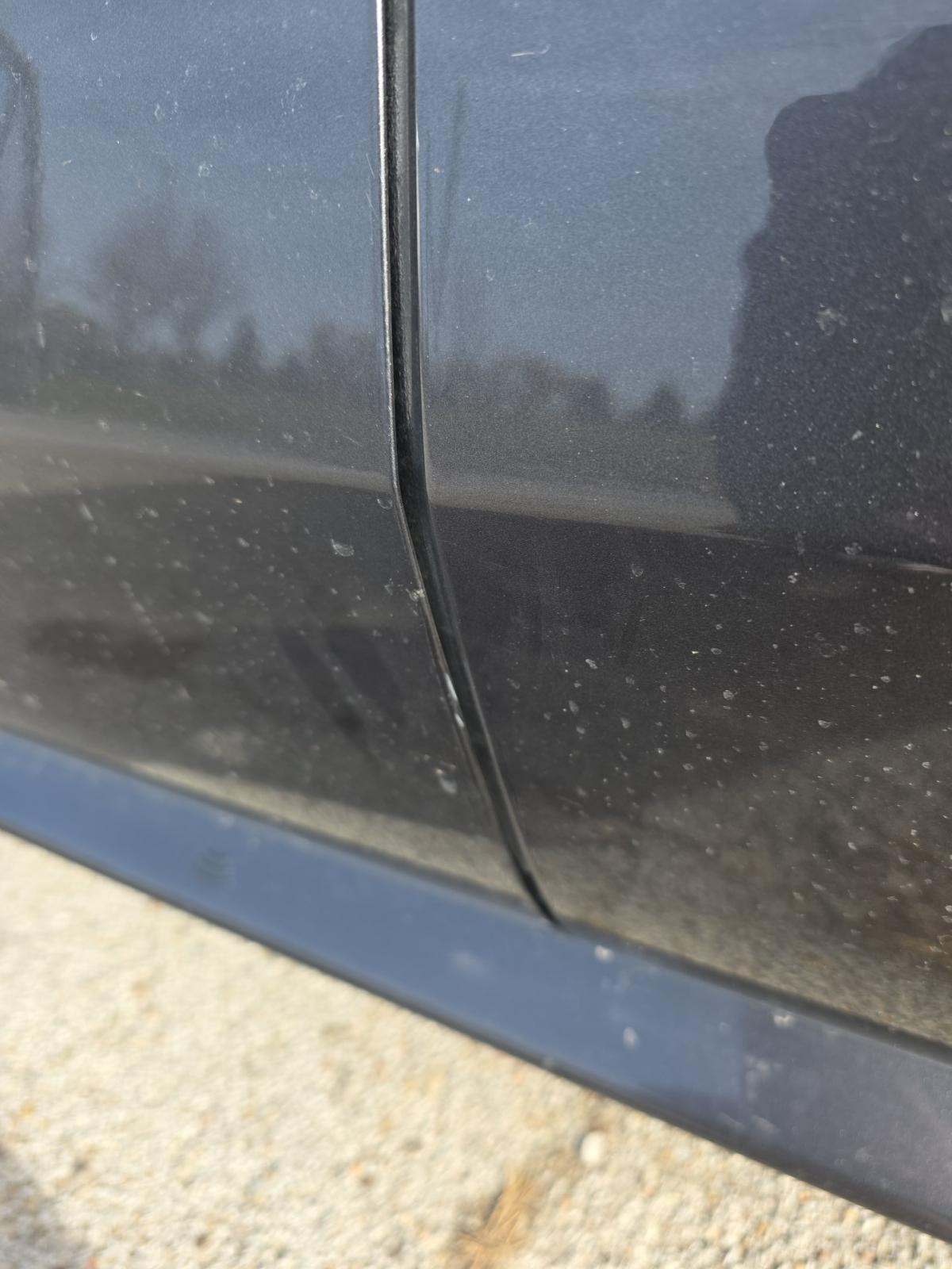 2025 Toyota Sienna LE FWD