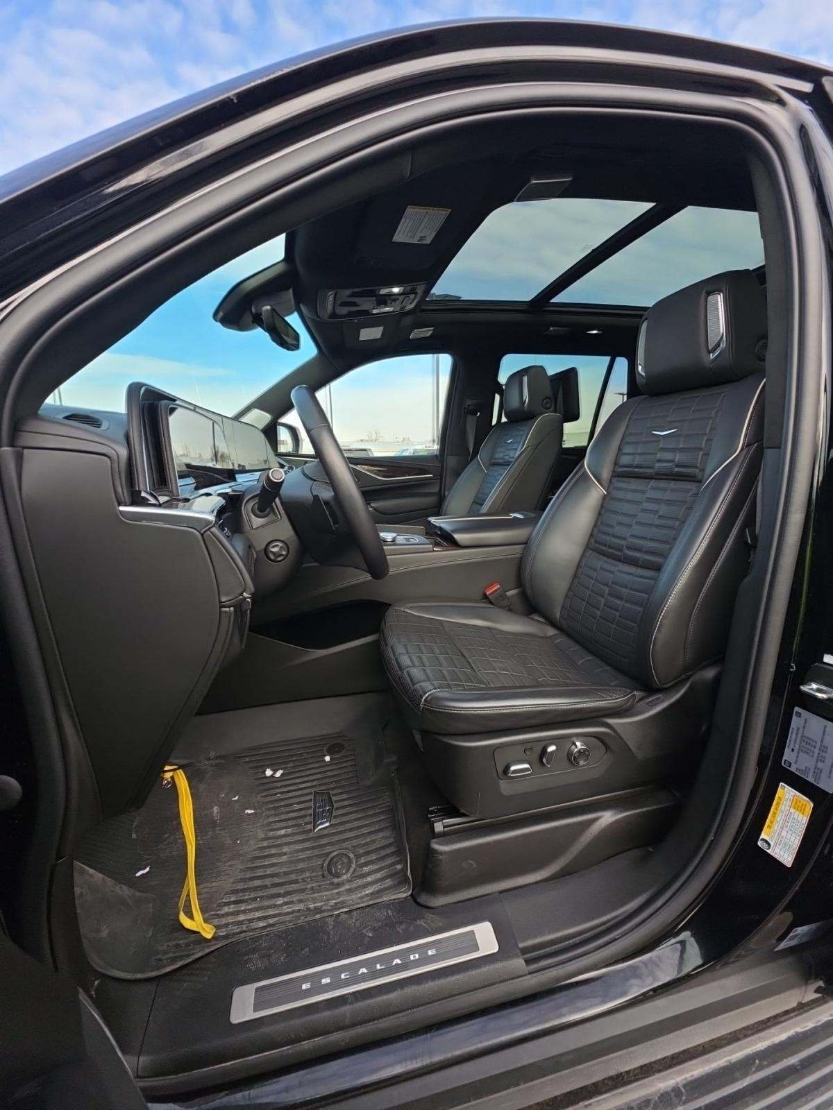 2023 Cadillac Escalade Sport Platinum AWD