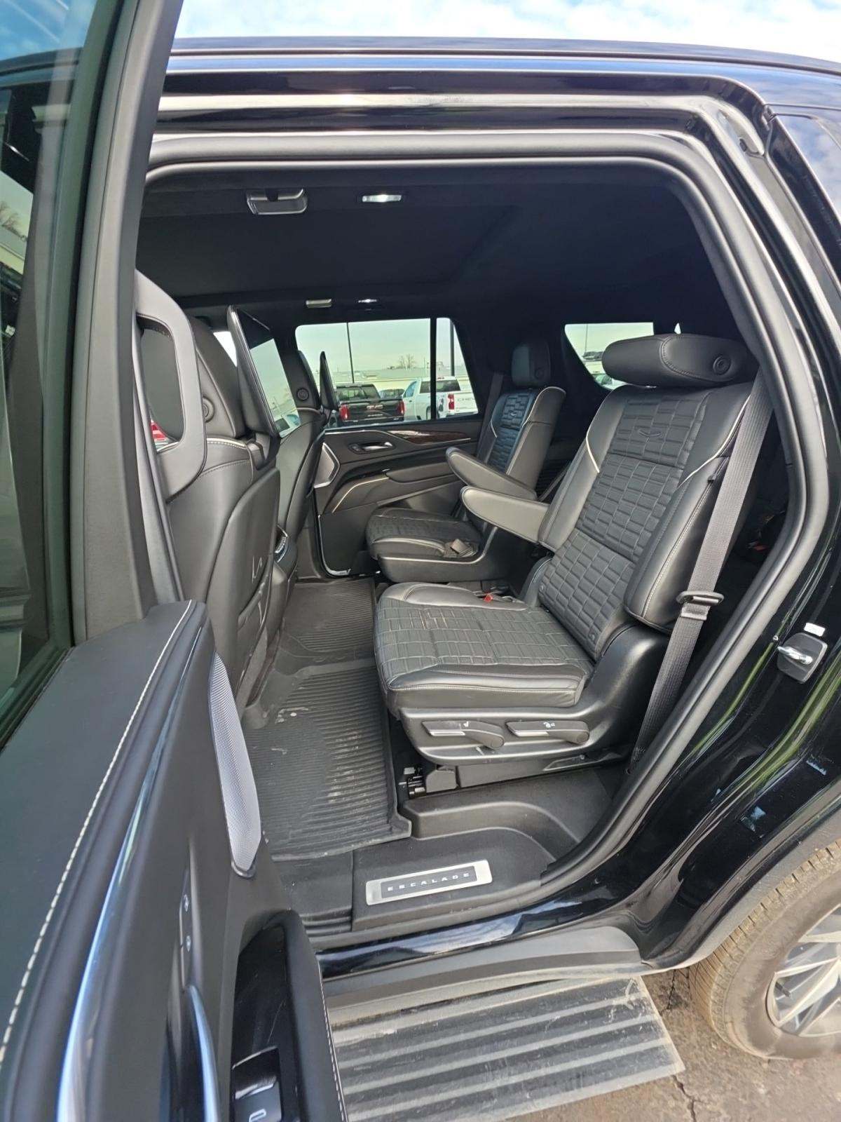 2023 Cadillac Escalade Sport Platinum AWD