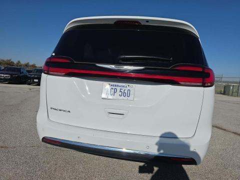 2024 Chrysler Pacifica Touring L FWD