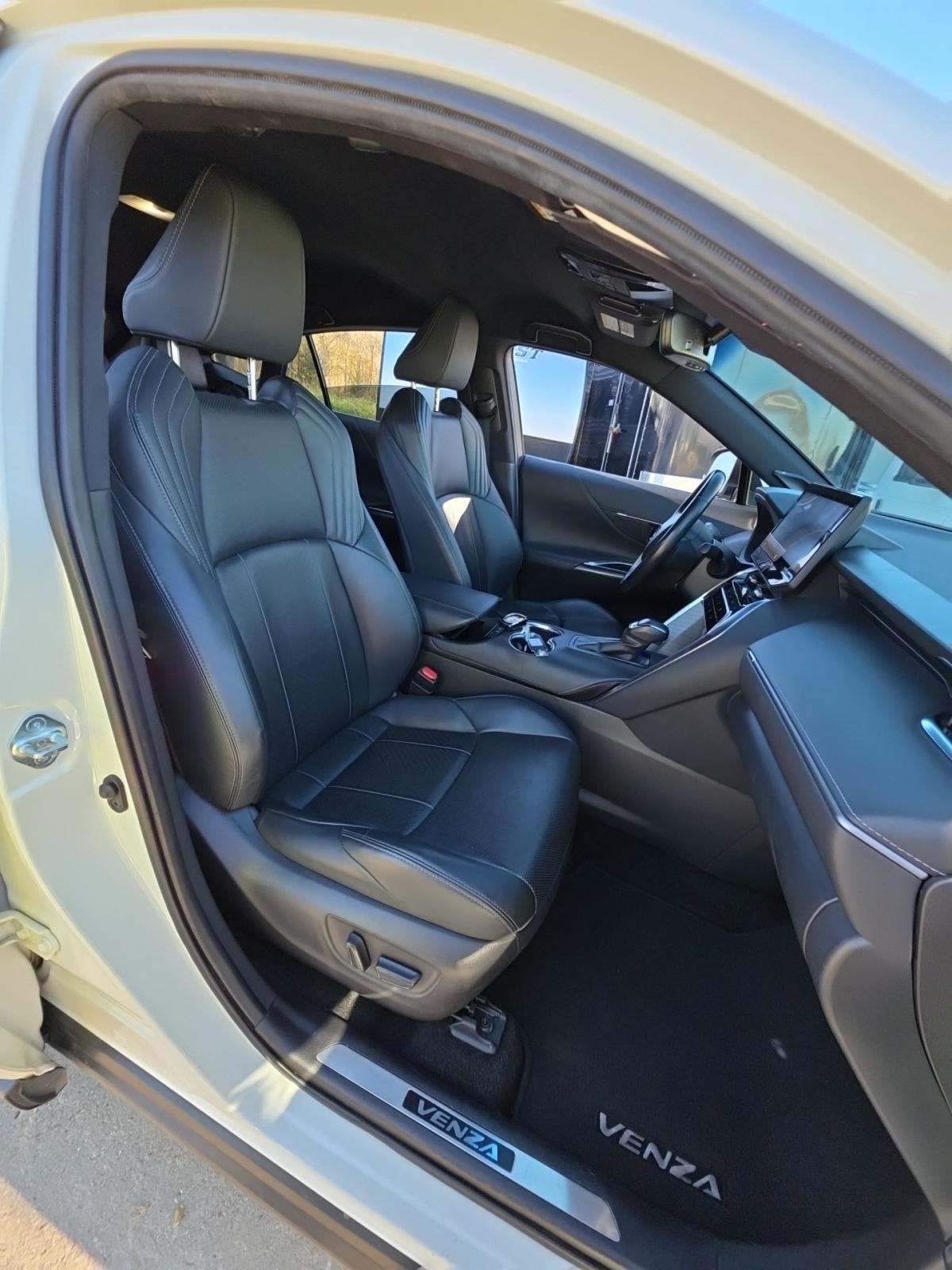 2021 Toyota Venza XLE AWD