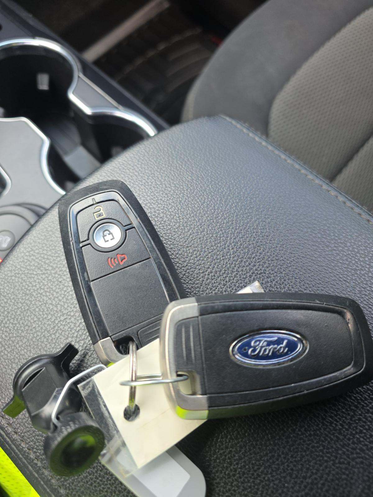 FORD EXPLORER - 4